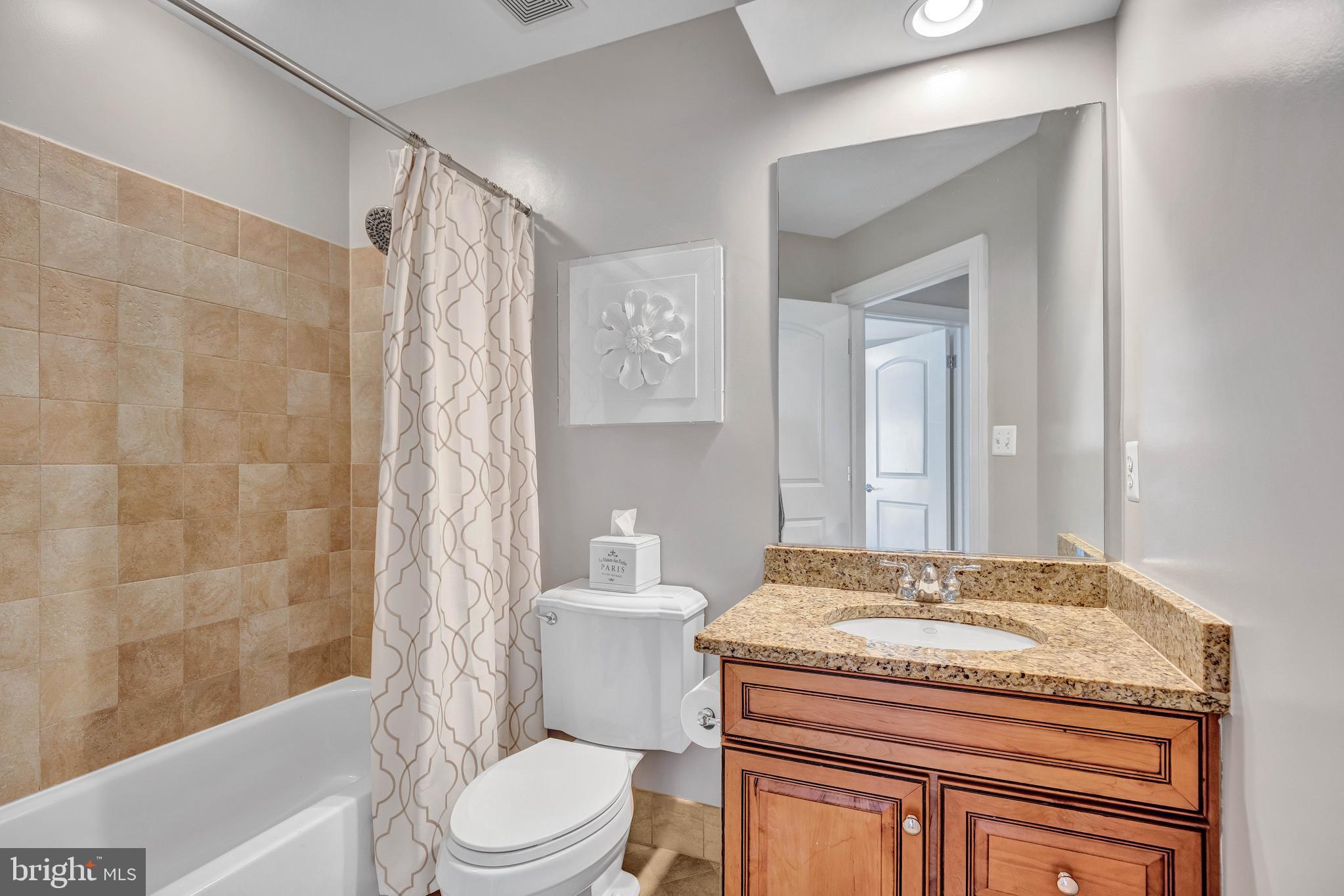 Real estate listing preview #30