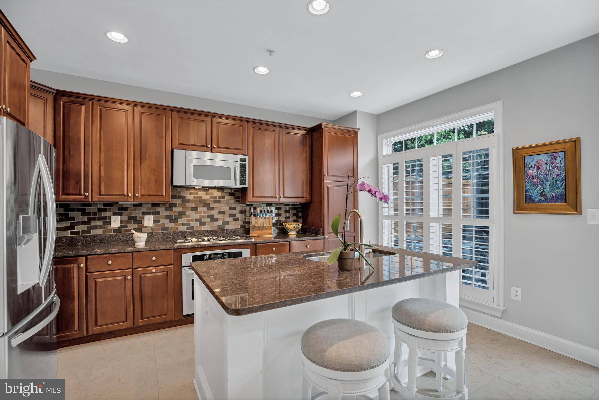 Real estate listing preview #13