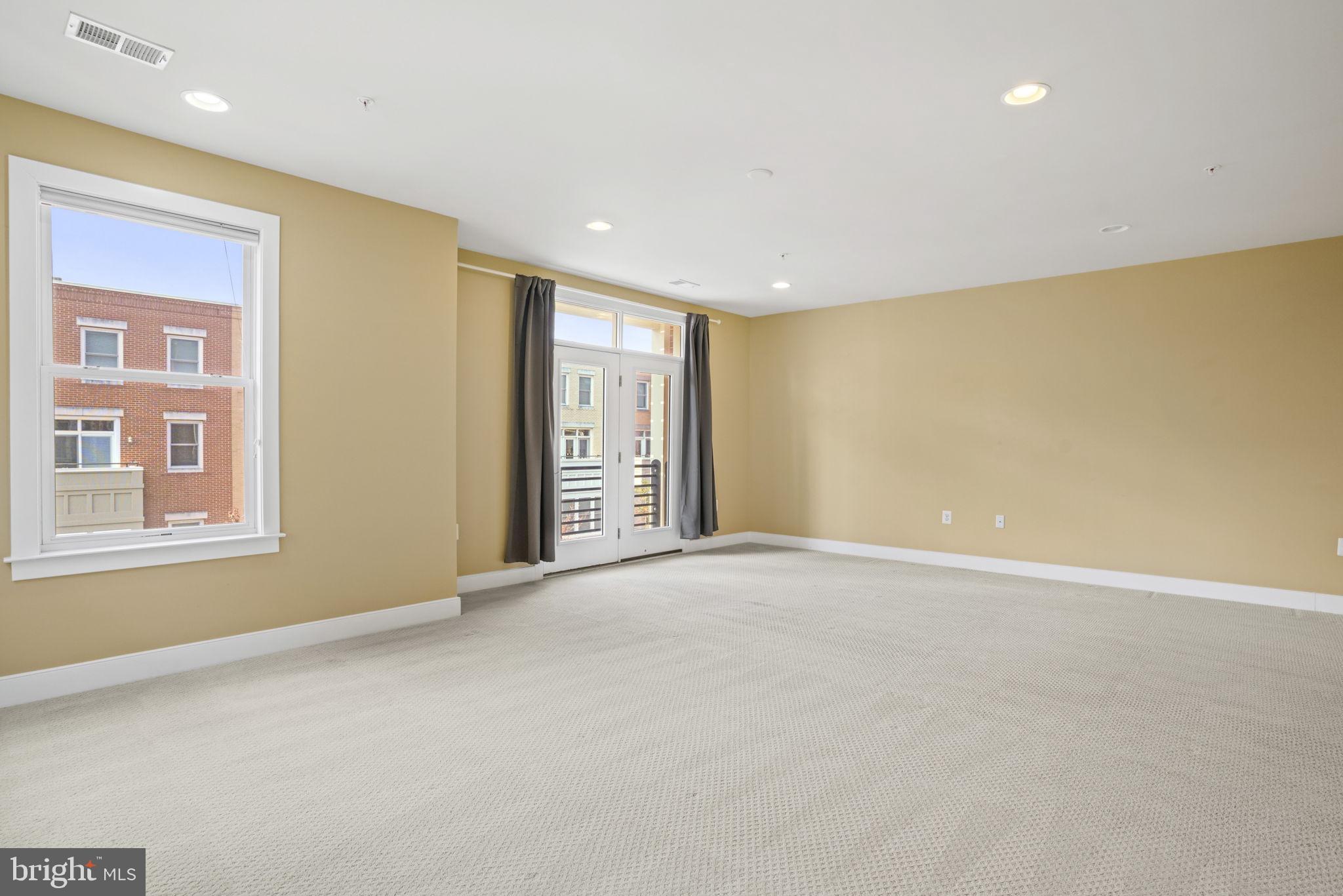 Real estate listing preview #17