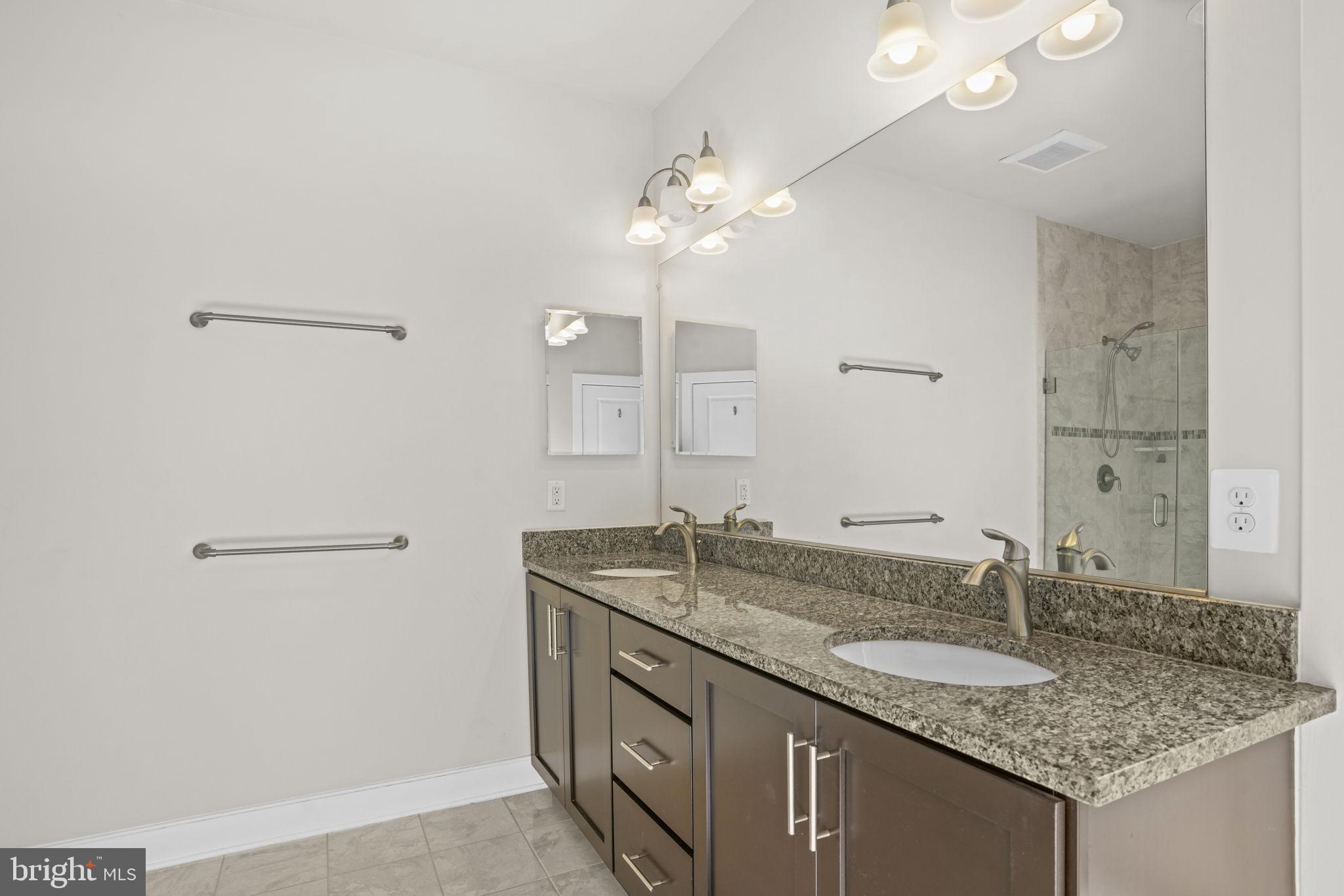 Real estate listing preview #25