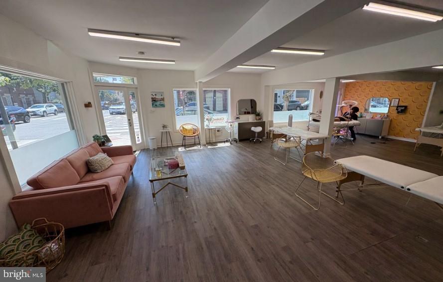 Real estate listing preview #5