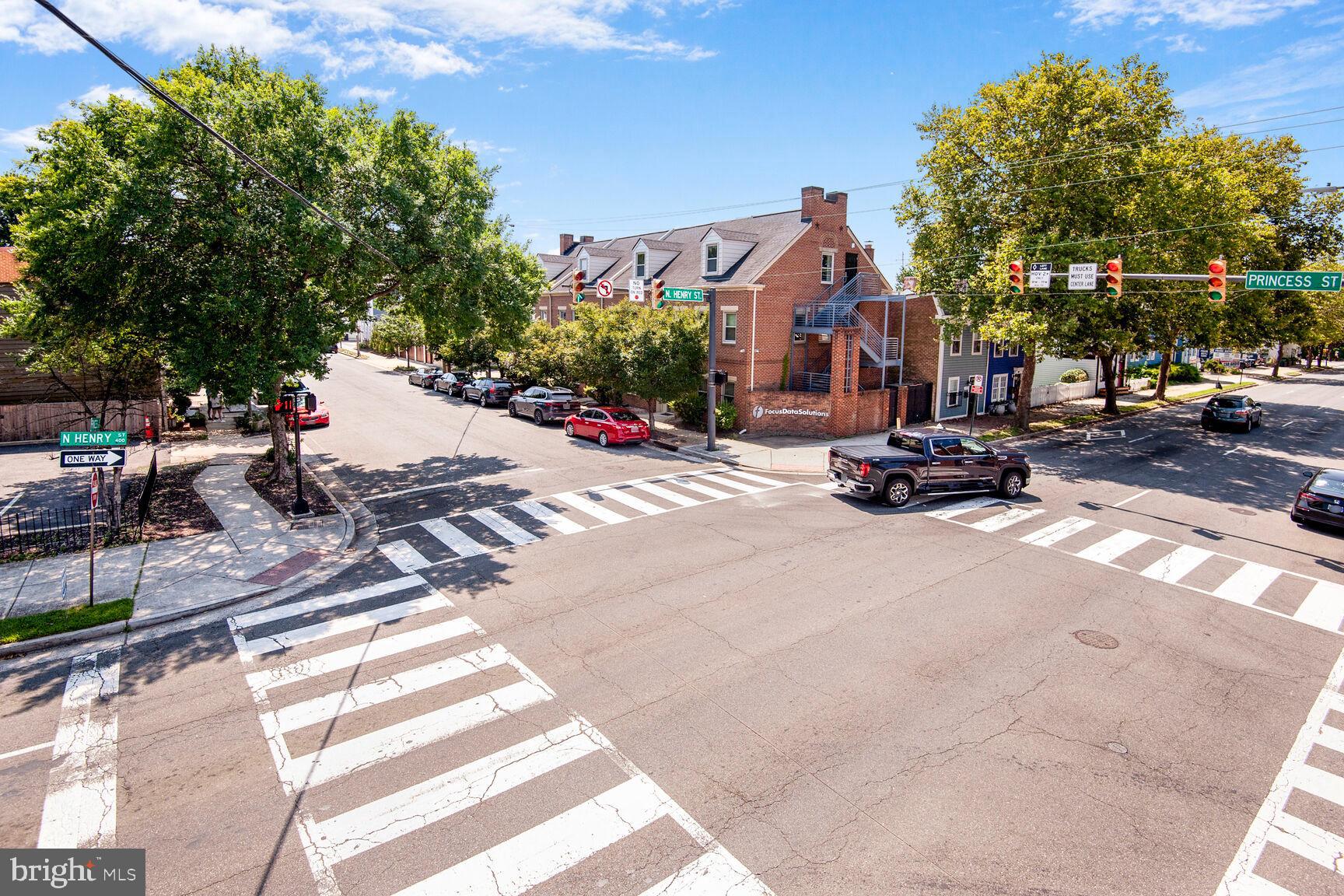 Real estate listing preview #19