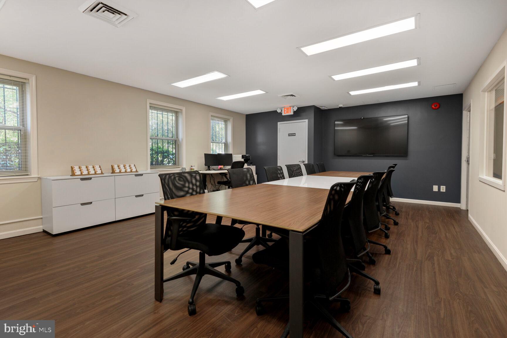 Real estate listing preview #22