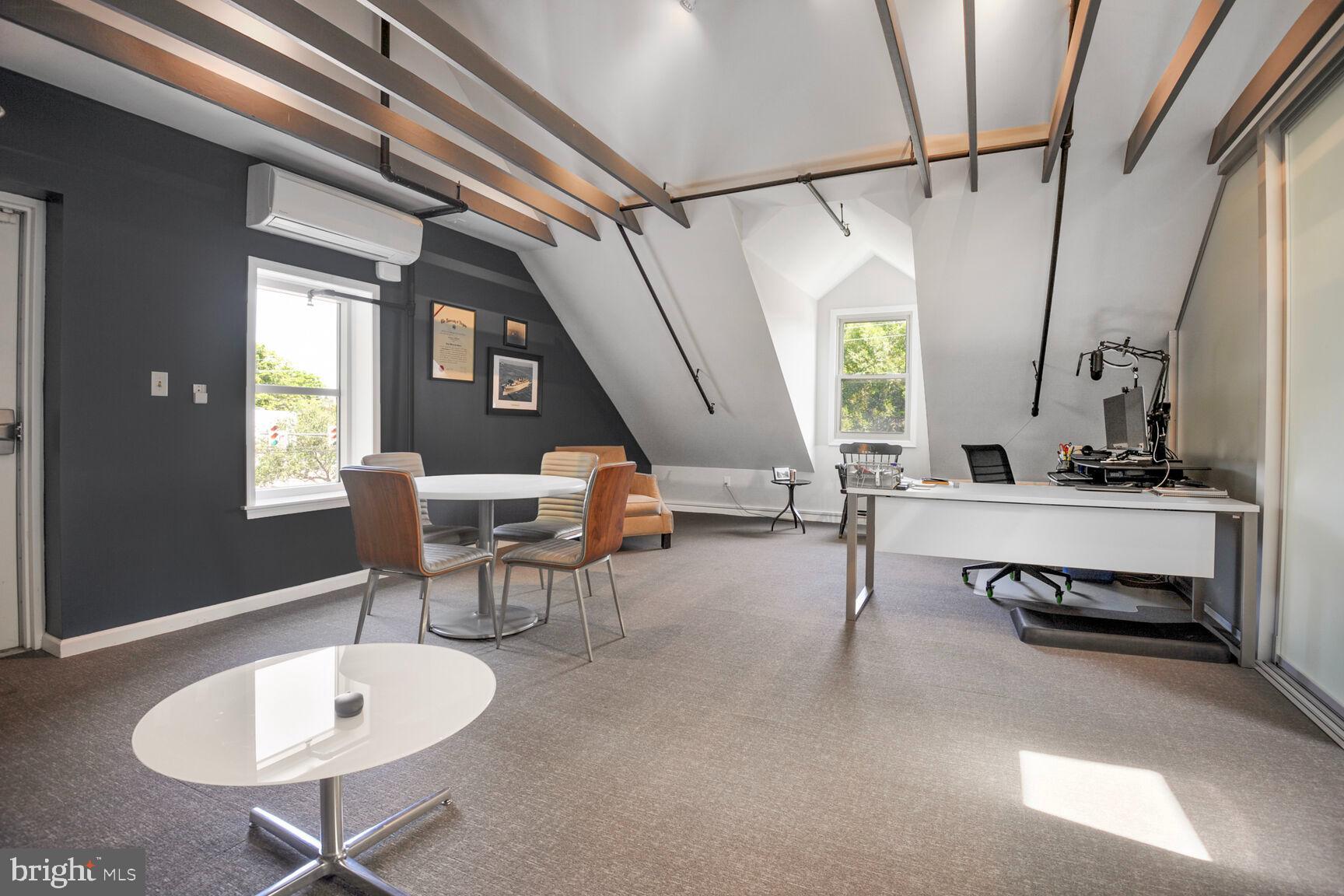 Real estate listing preview #12