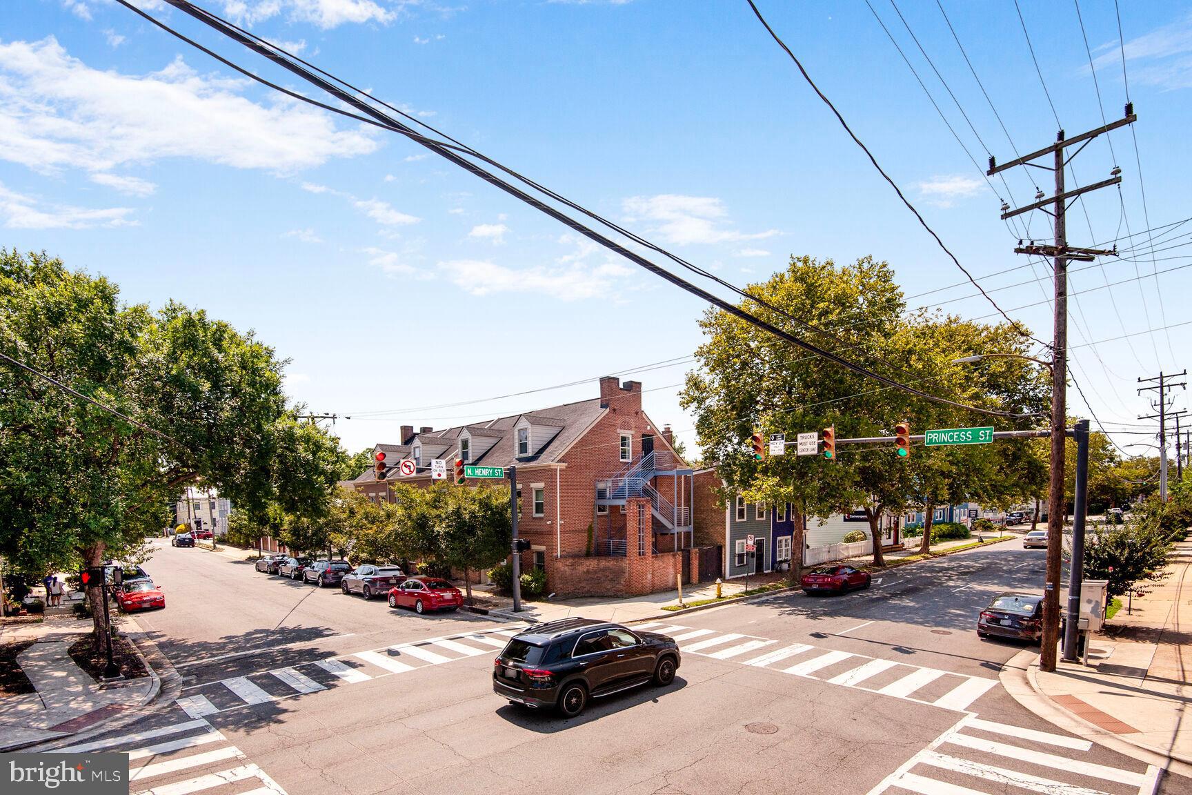 Real estate listing preview #23