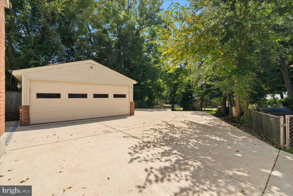 Real estate listing preview #18