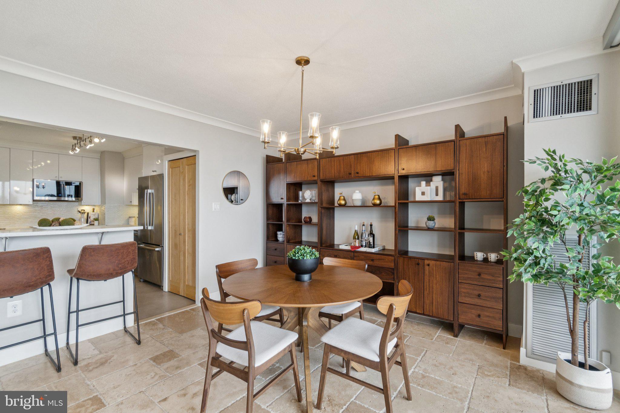 Real estate listing preview #9