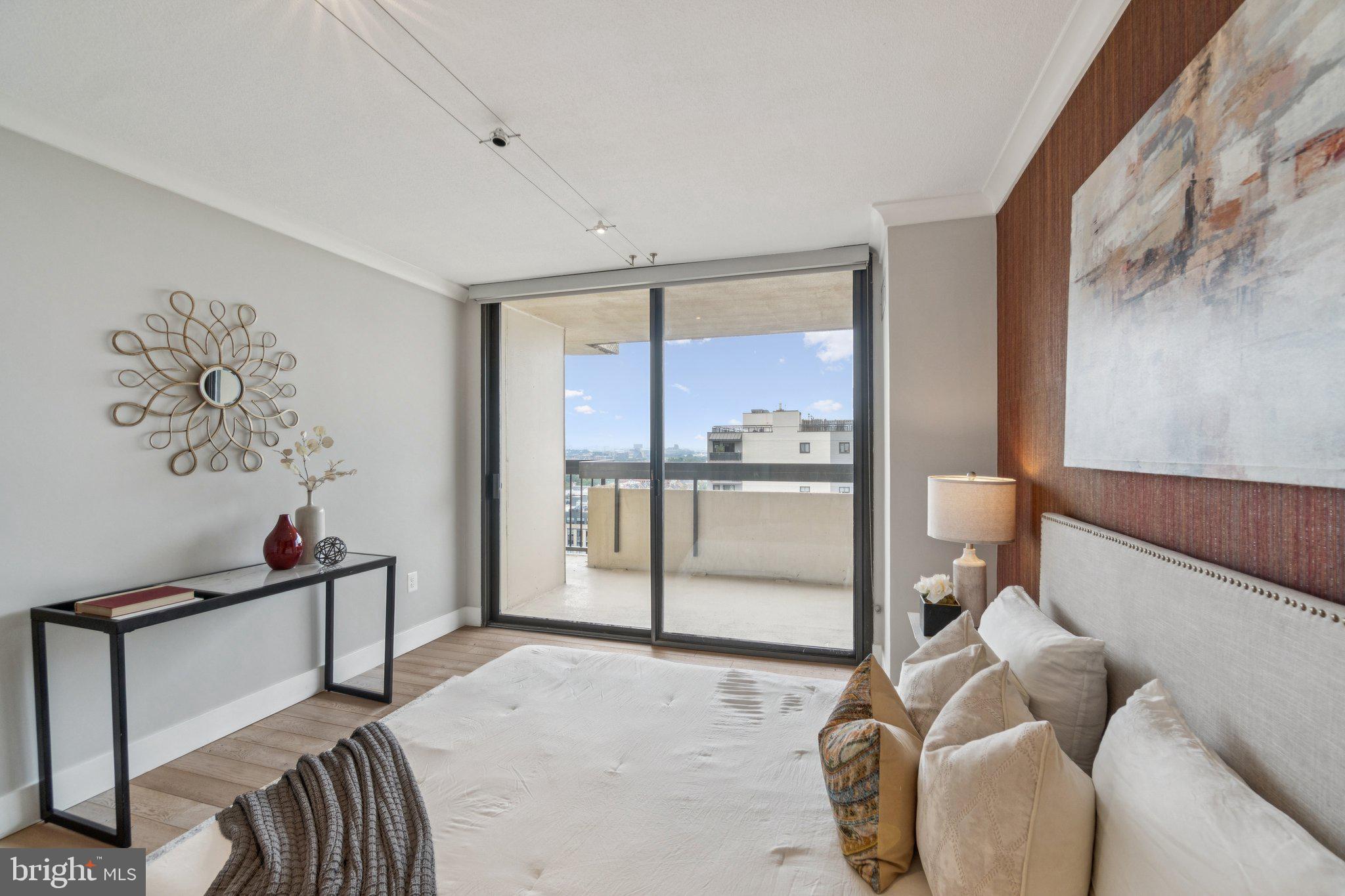 Real estate listing preview #25