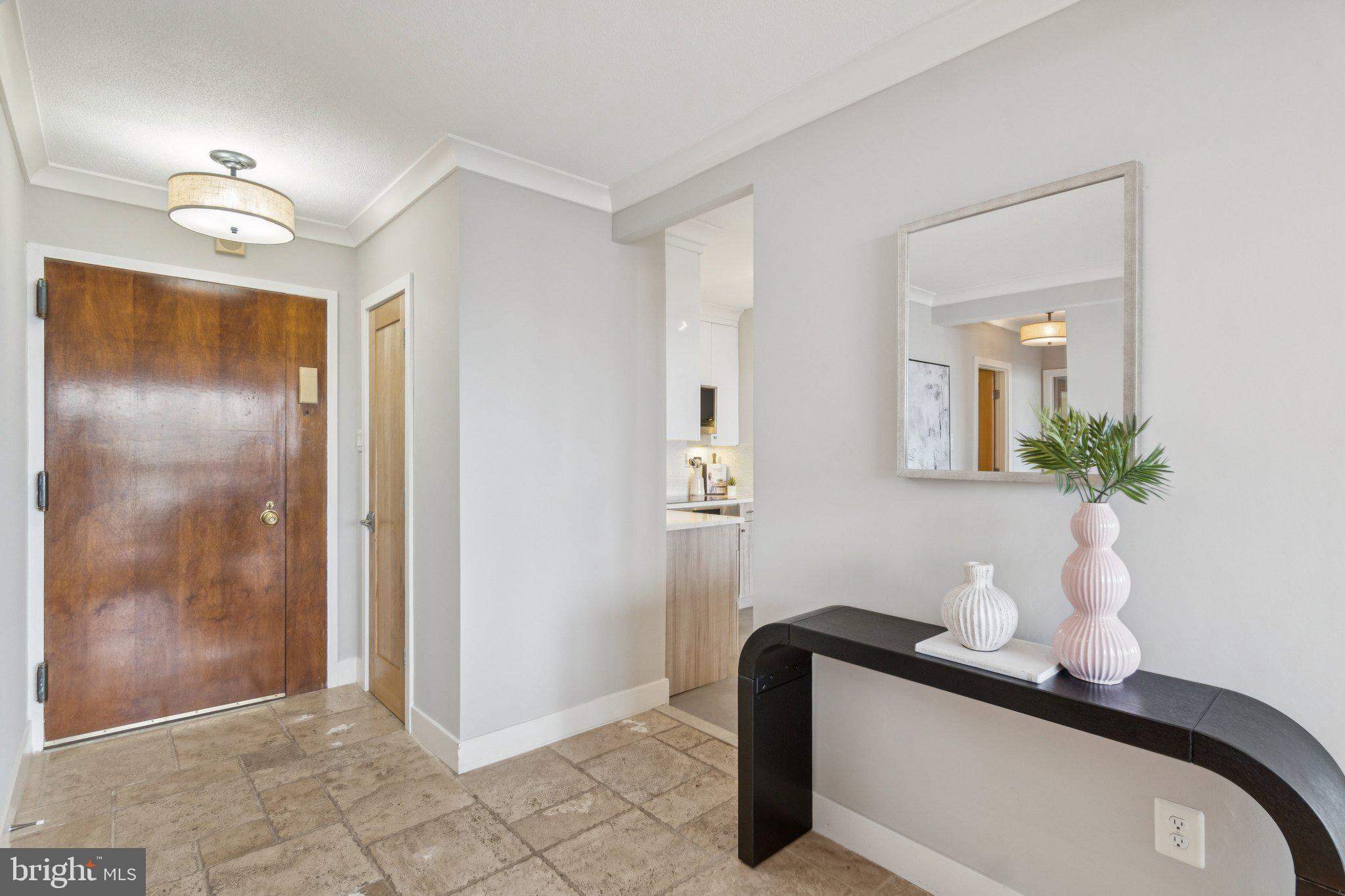 Real estate listing preview #3