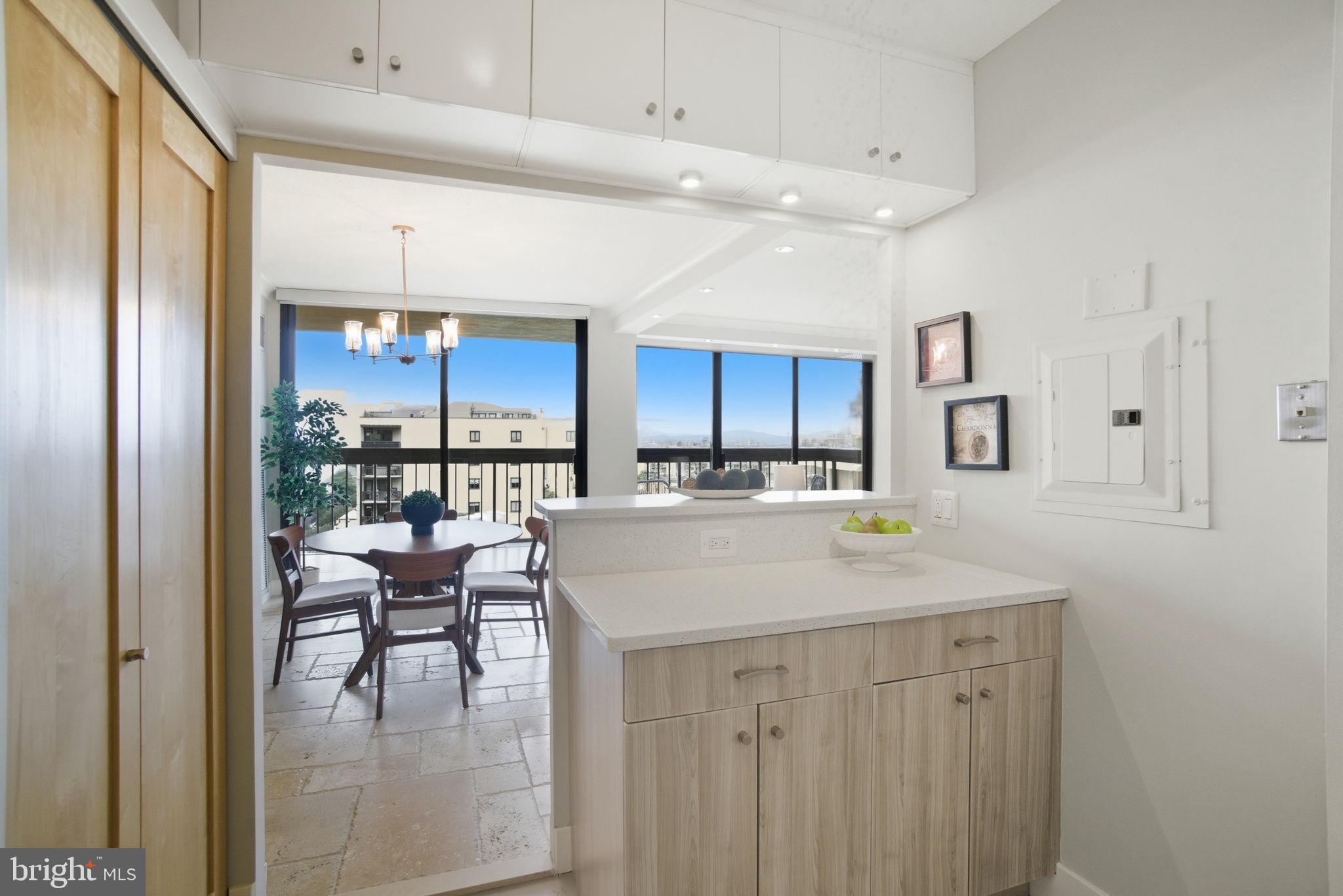 Real estate listing preview #16