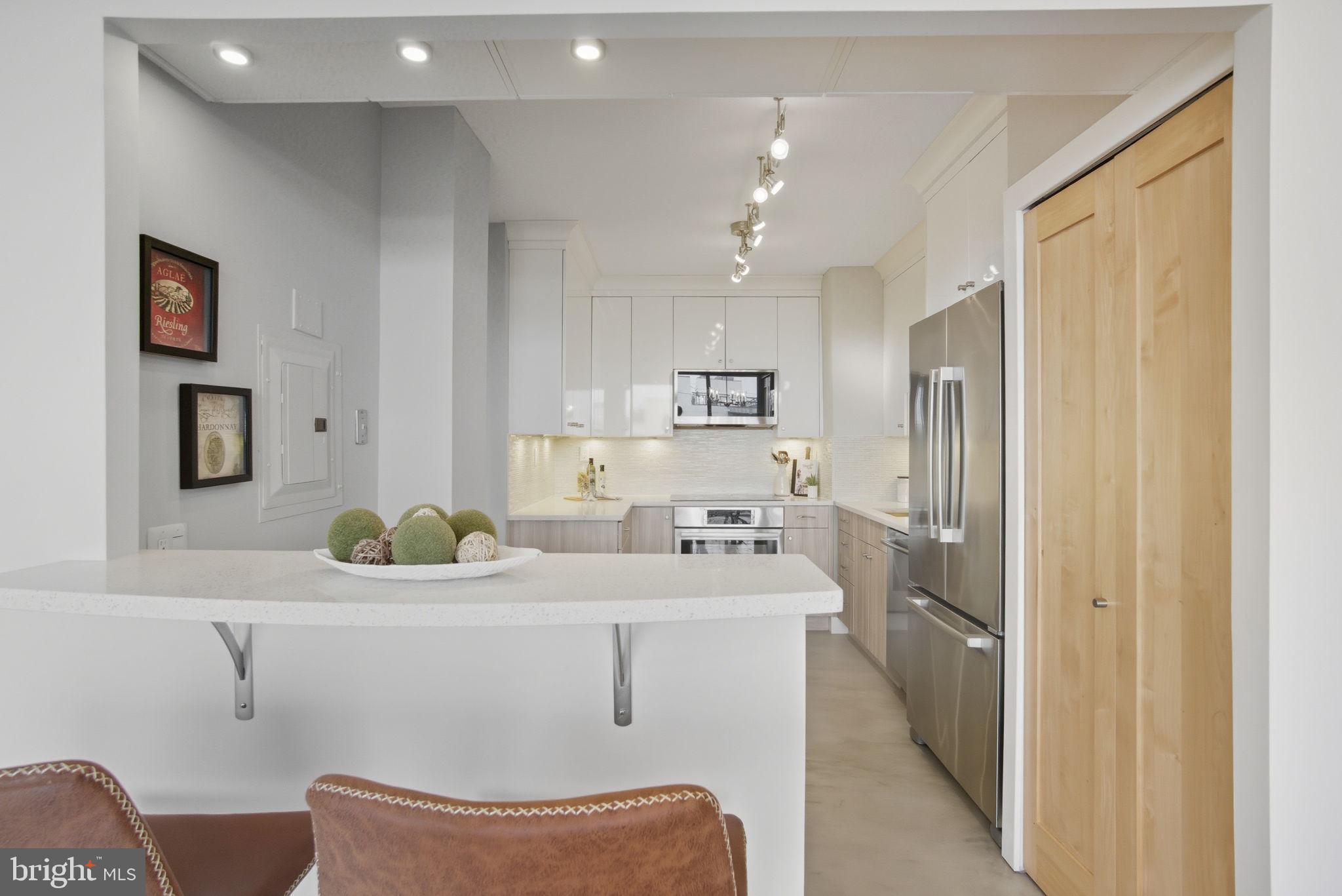 Real estate listing preview #13