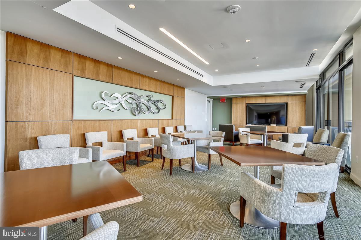 Real estate listing preview #36