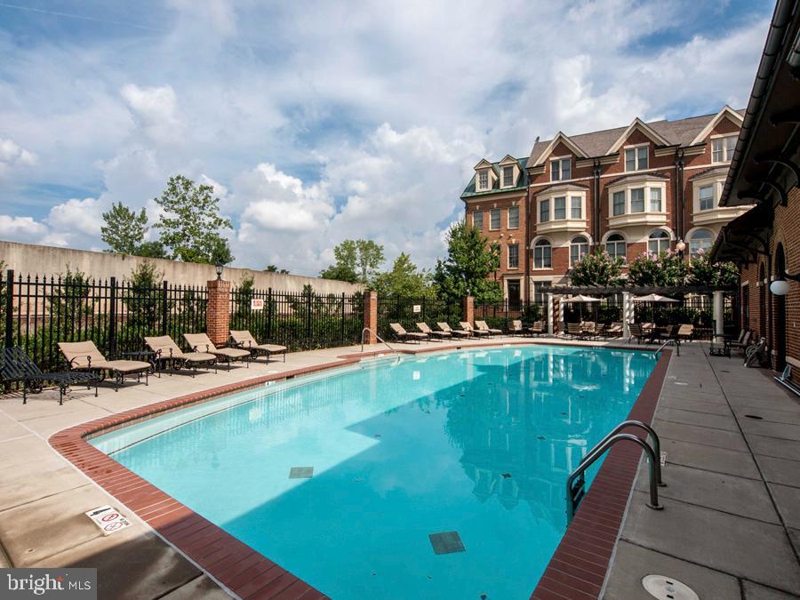 Real estate listing preview #38