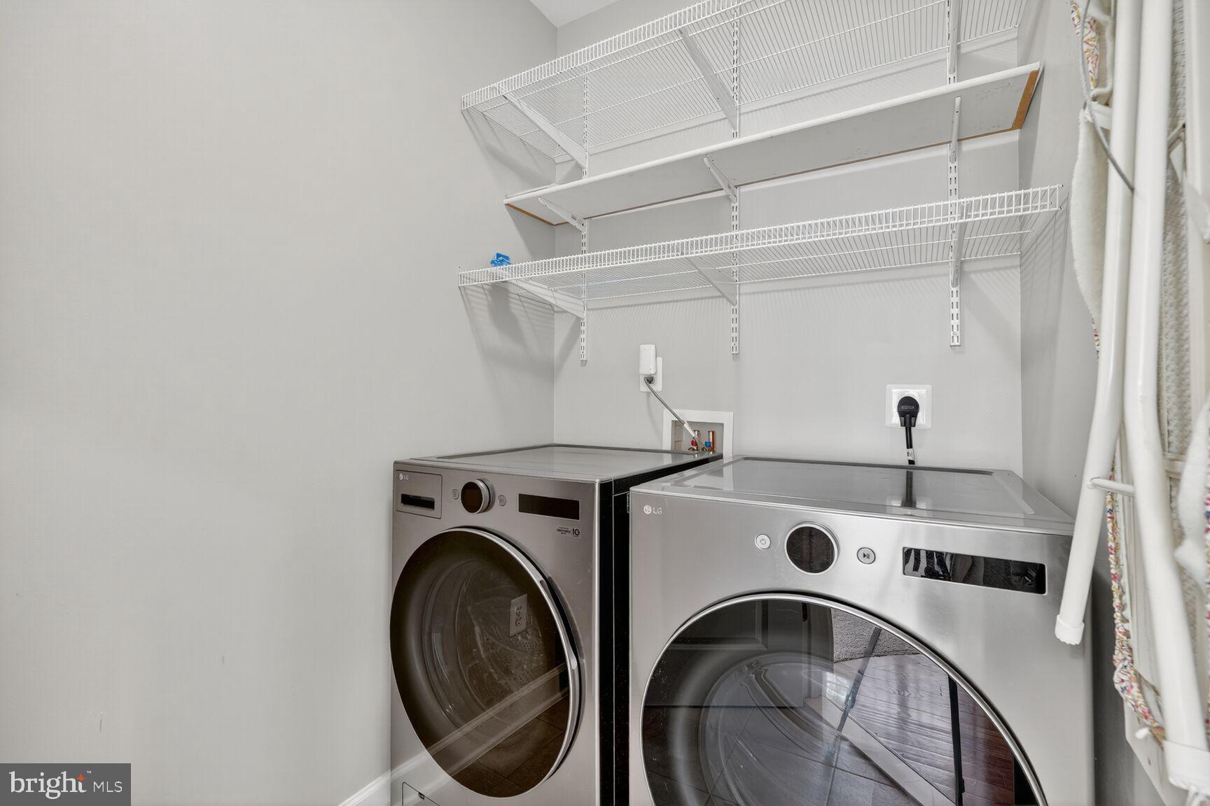 Real estate listing preview #24