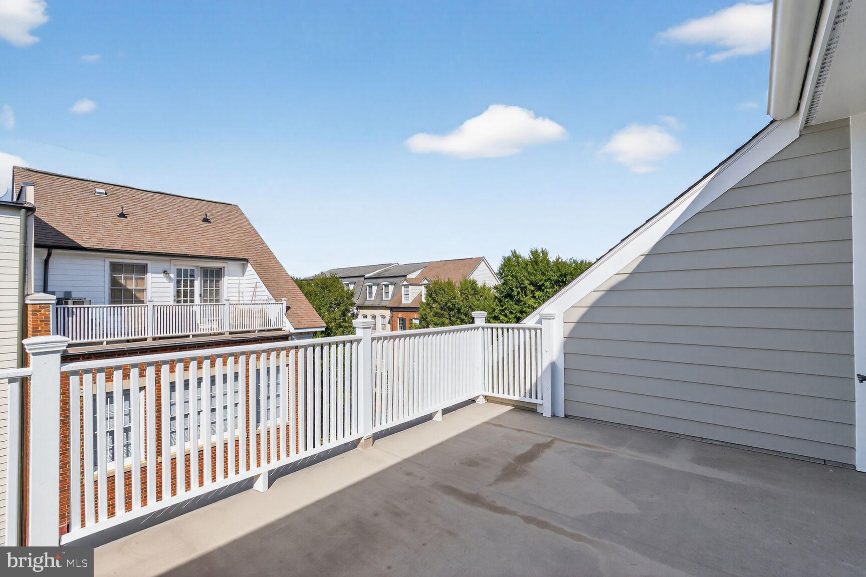 Real estate listing preview #28