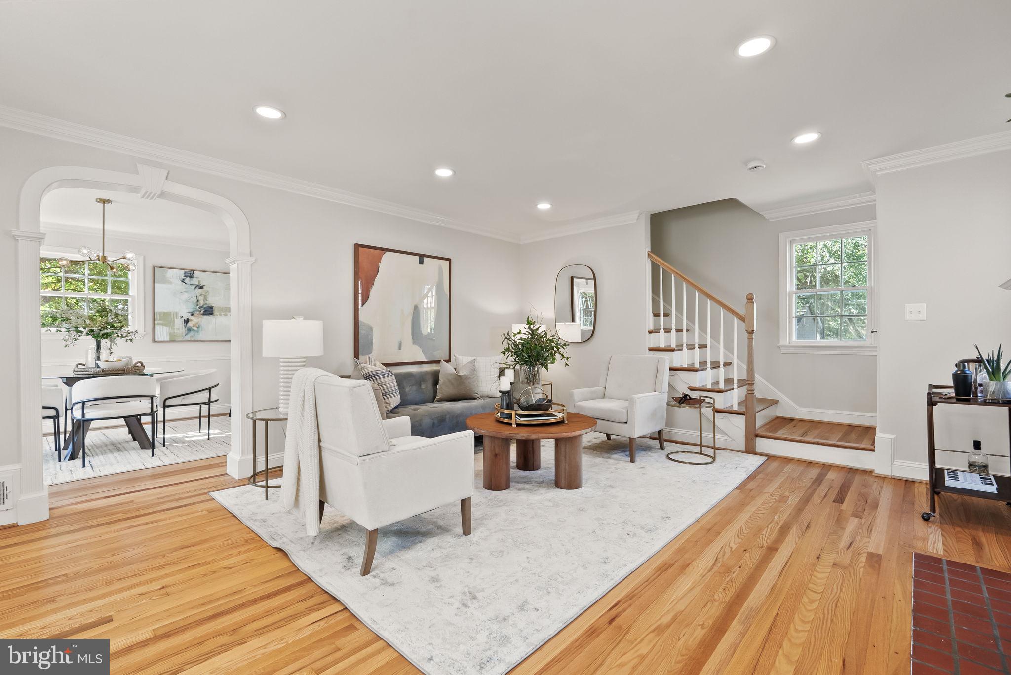 Real estate listing preview #4