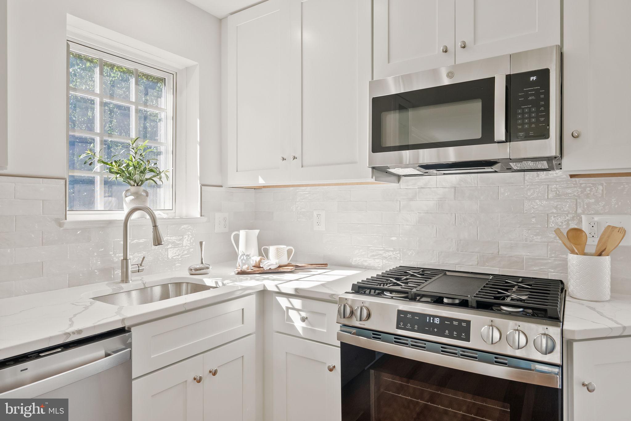 Real estate listing preview #42