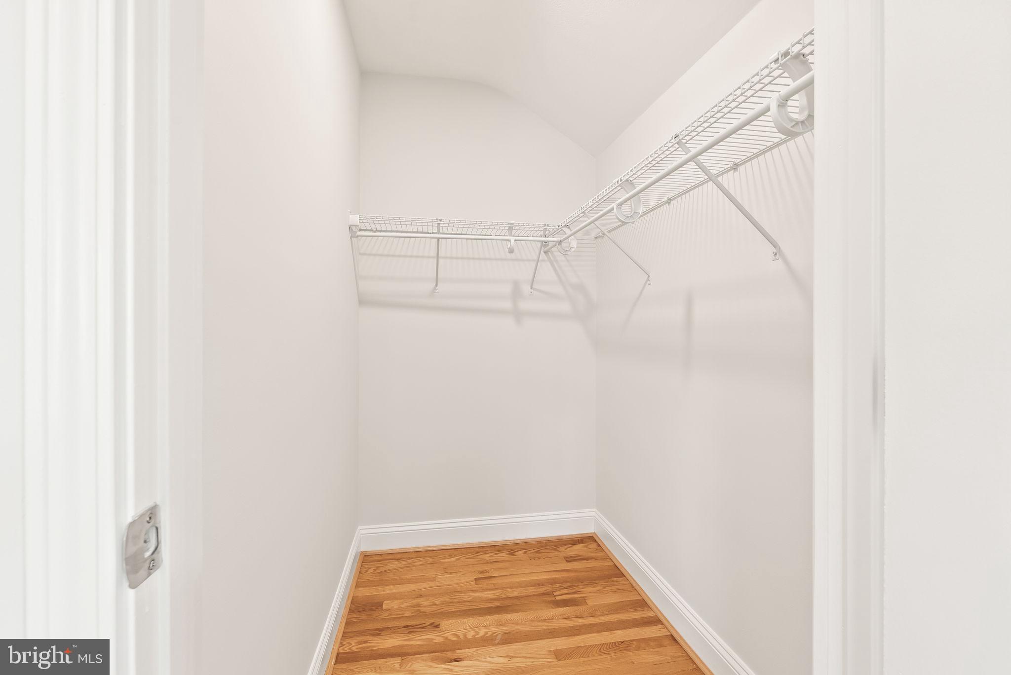 Real estate listing preview #17