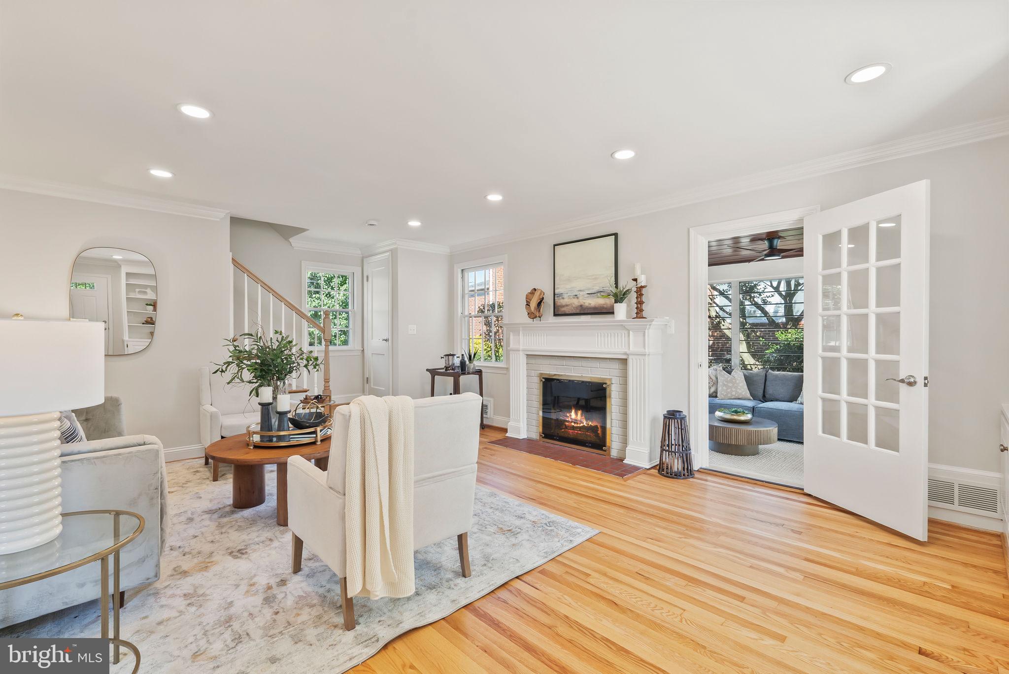 Real estate listing preview #1