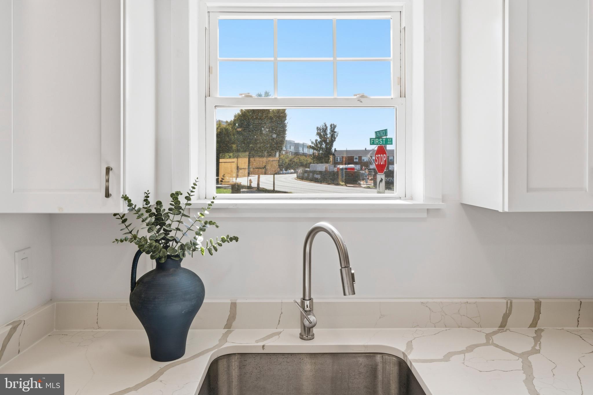 Real estate listing preview #11