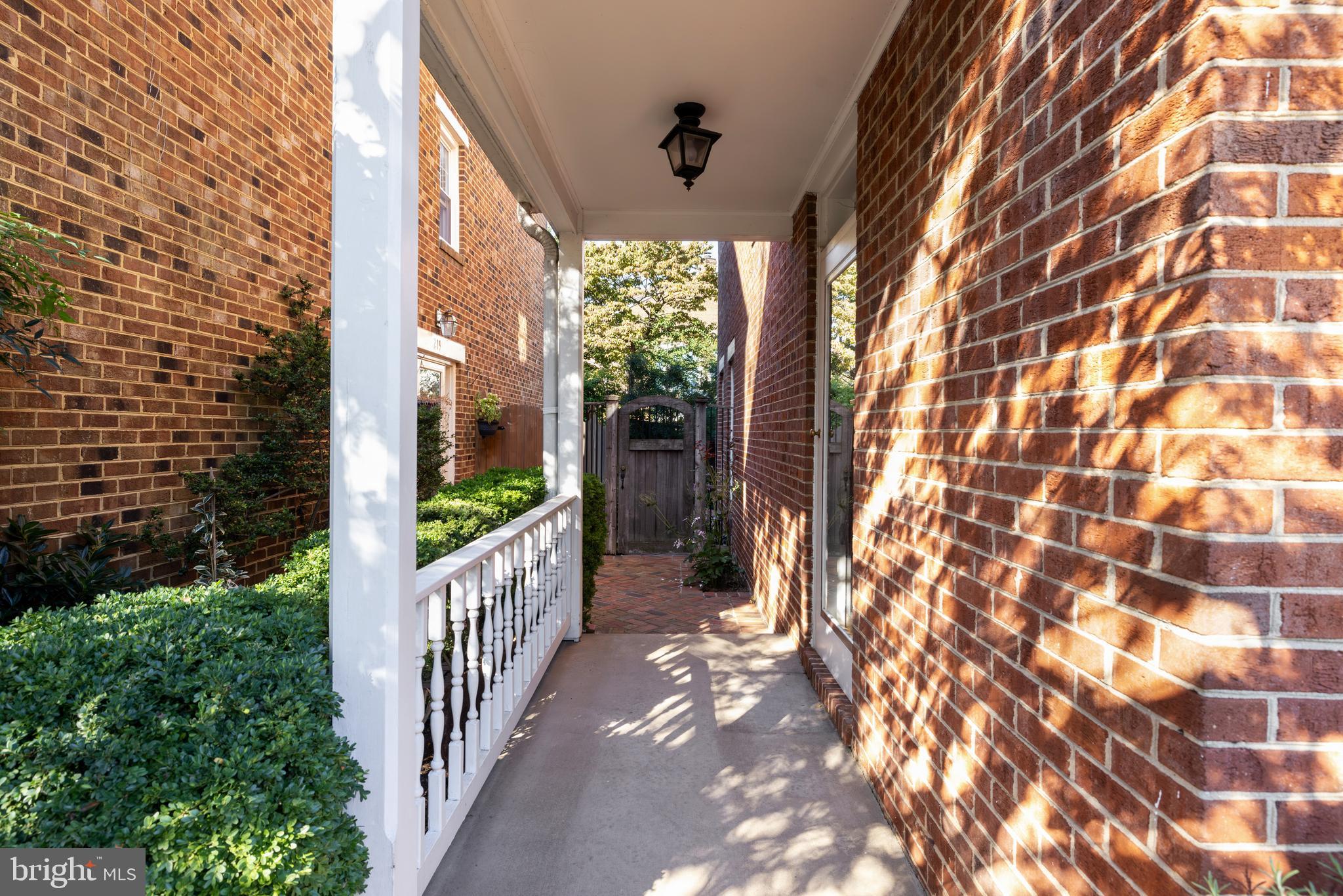 Real estate listing preview #6