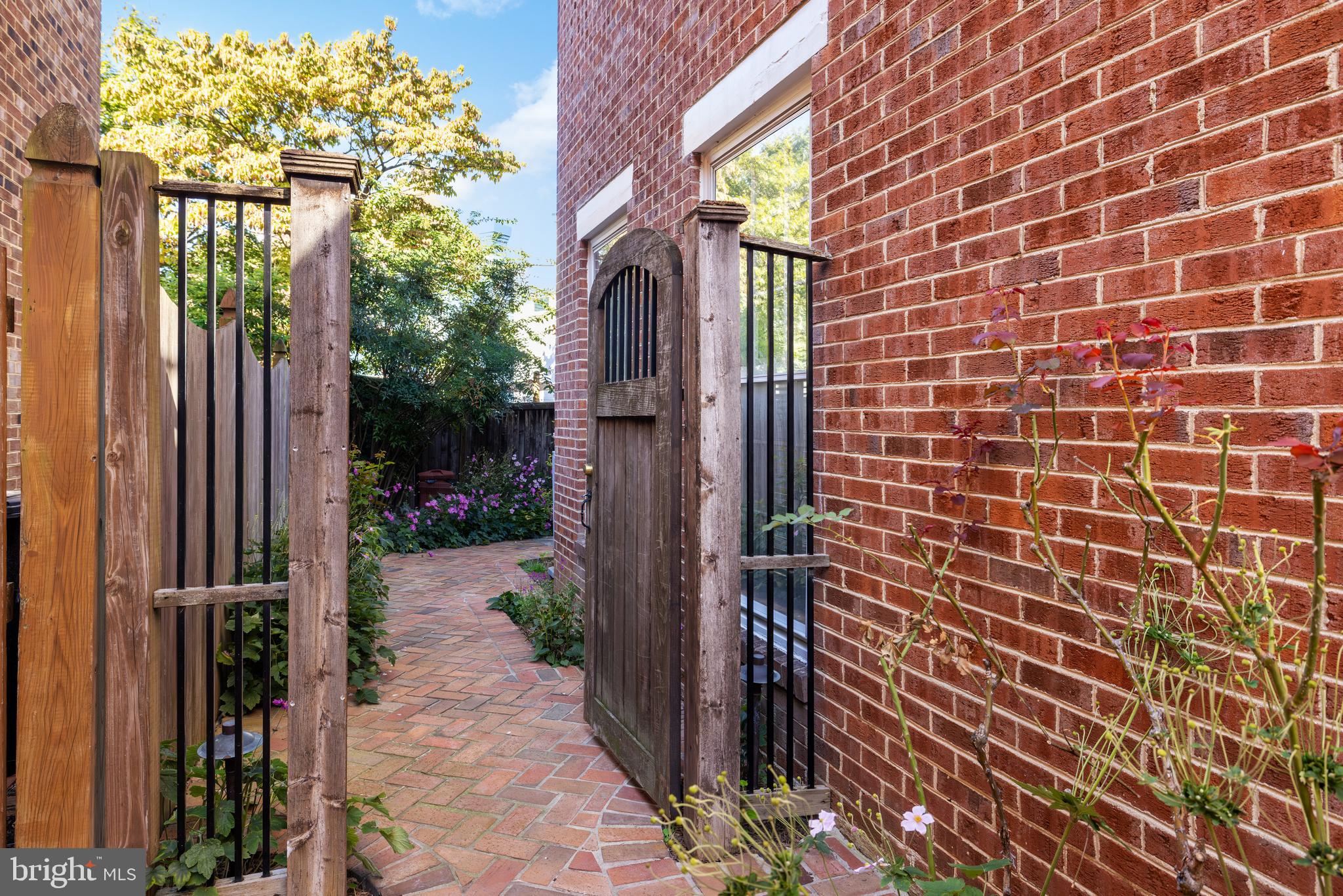 Real estate listing preview #29