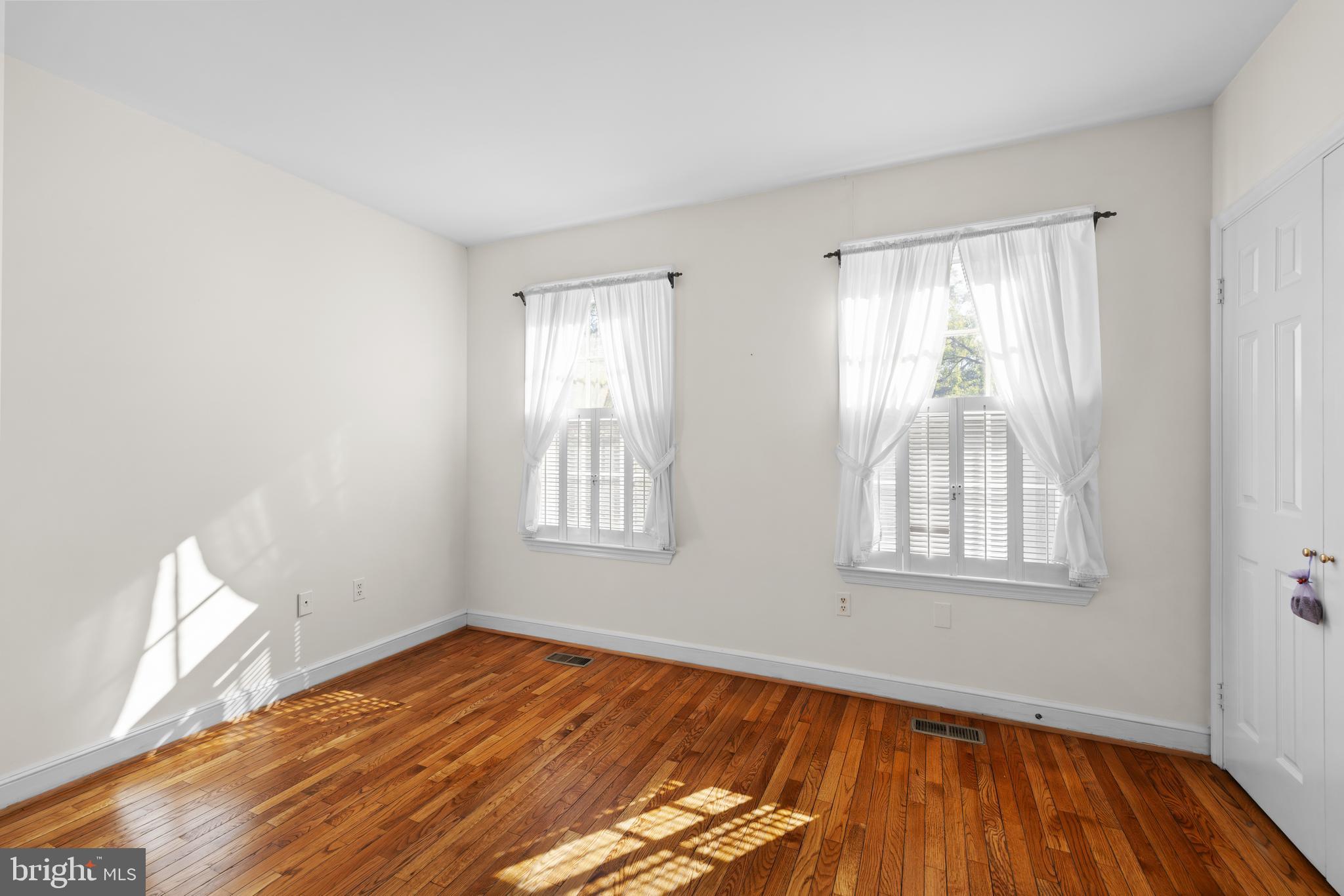 Real estate listing preview #26