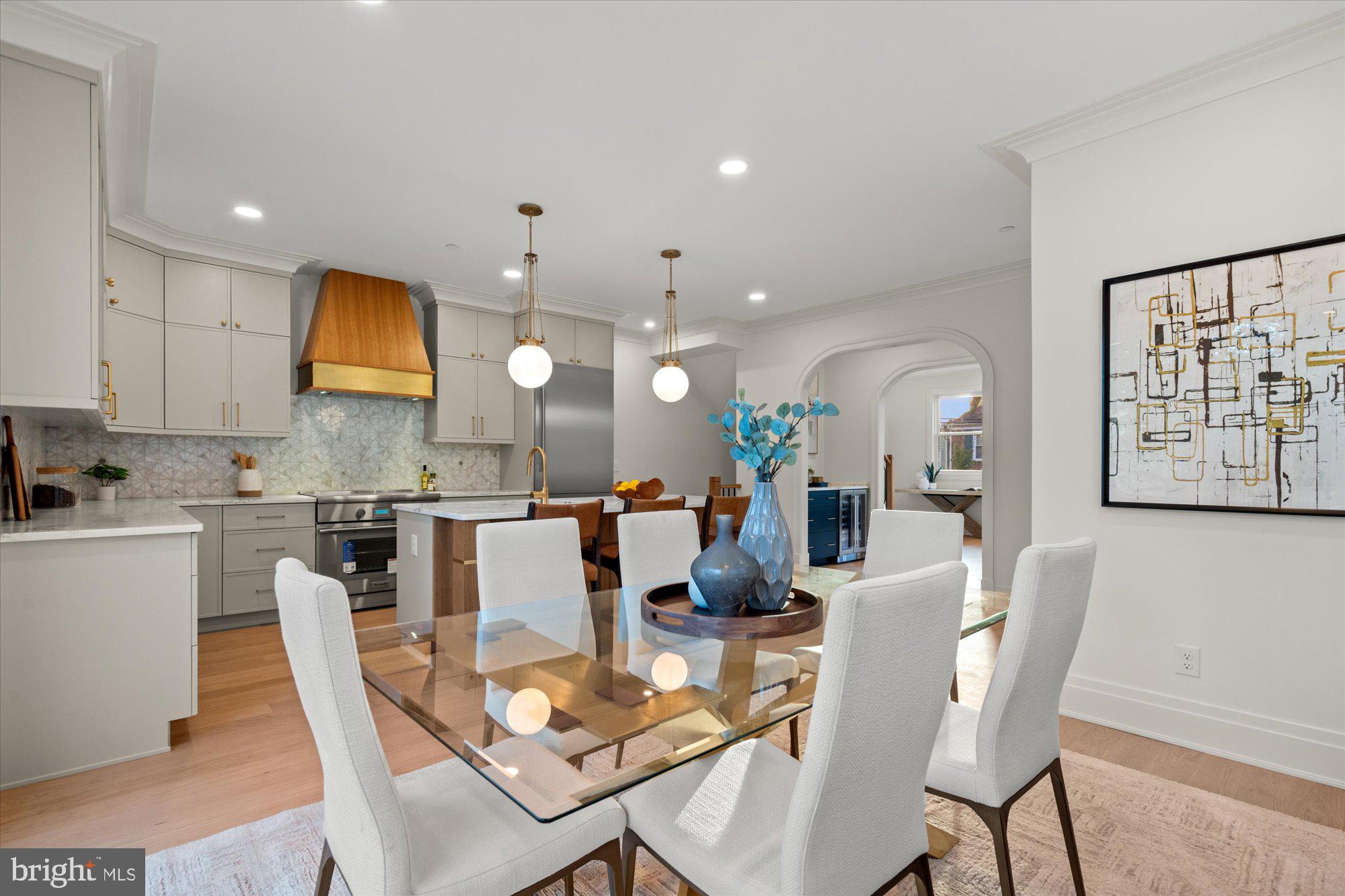 Real estate listing preview #16