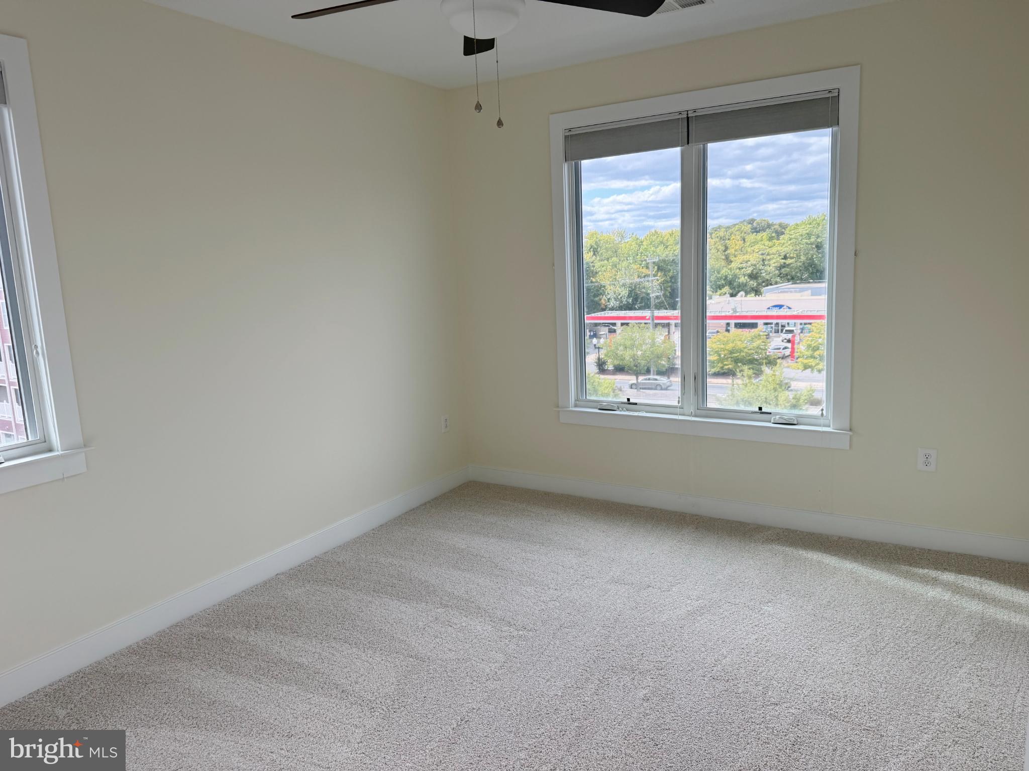 Real estate listing preview #19