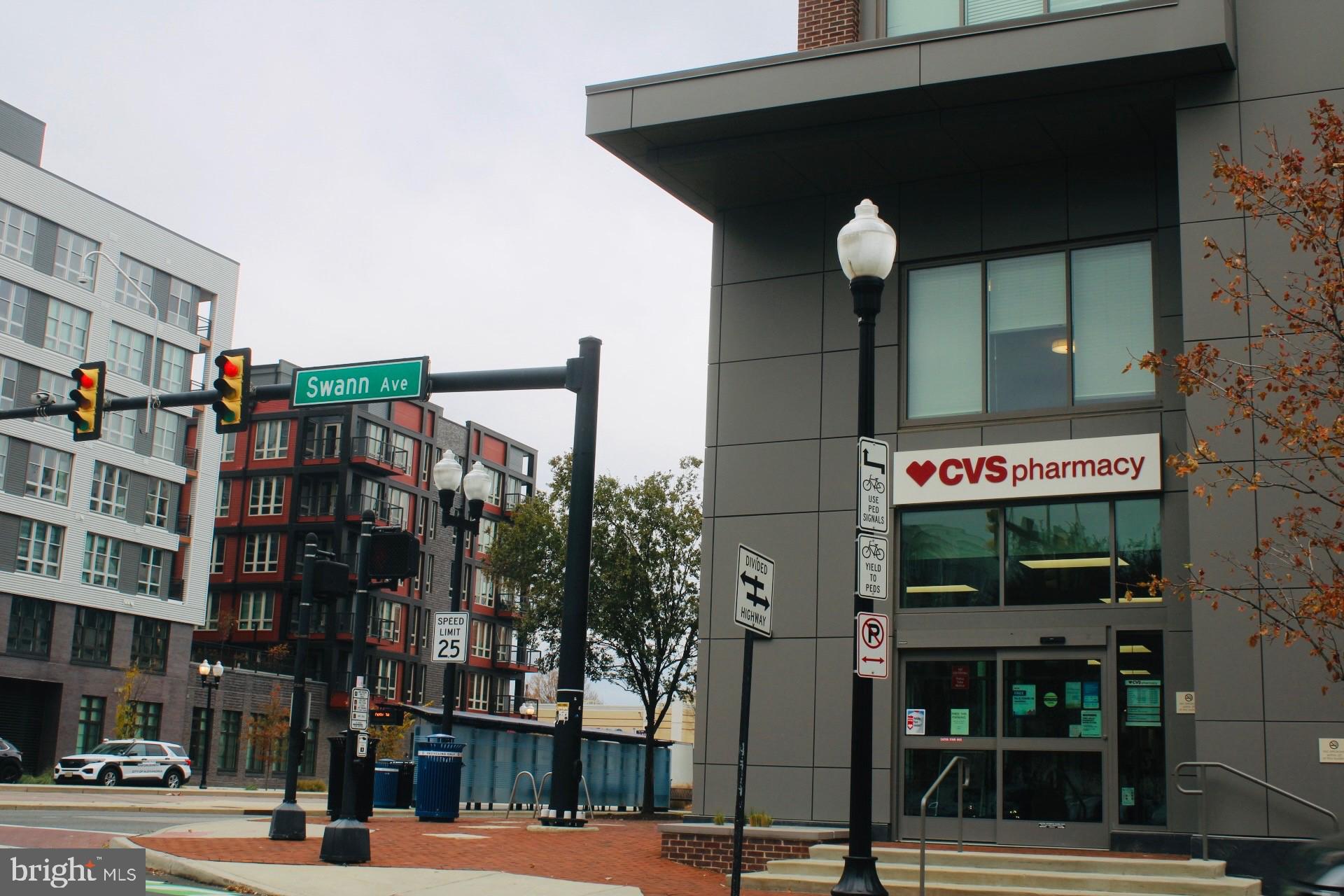 Real estate listing preview #23