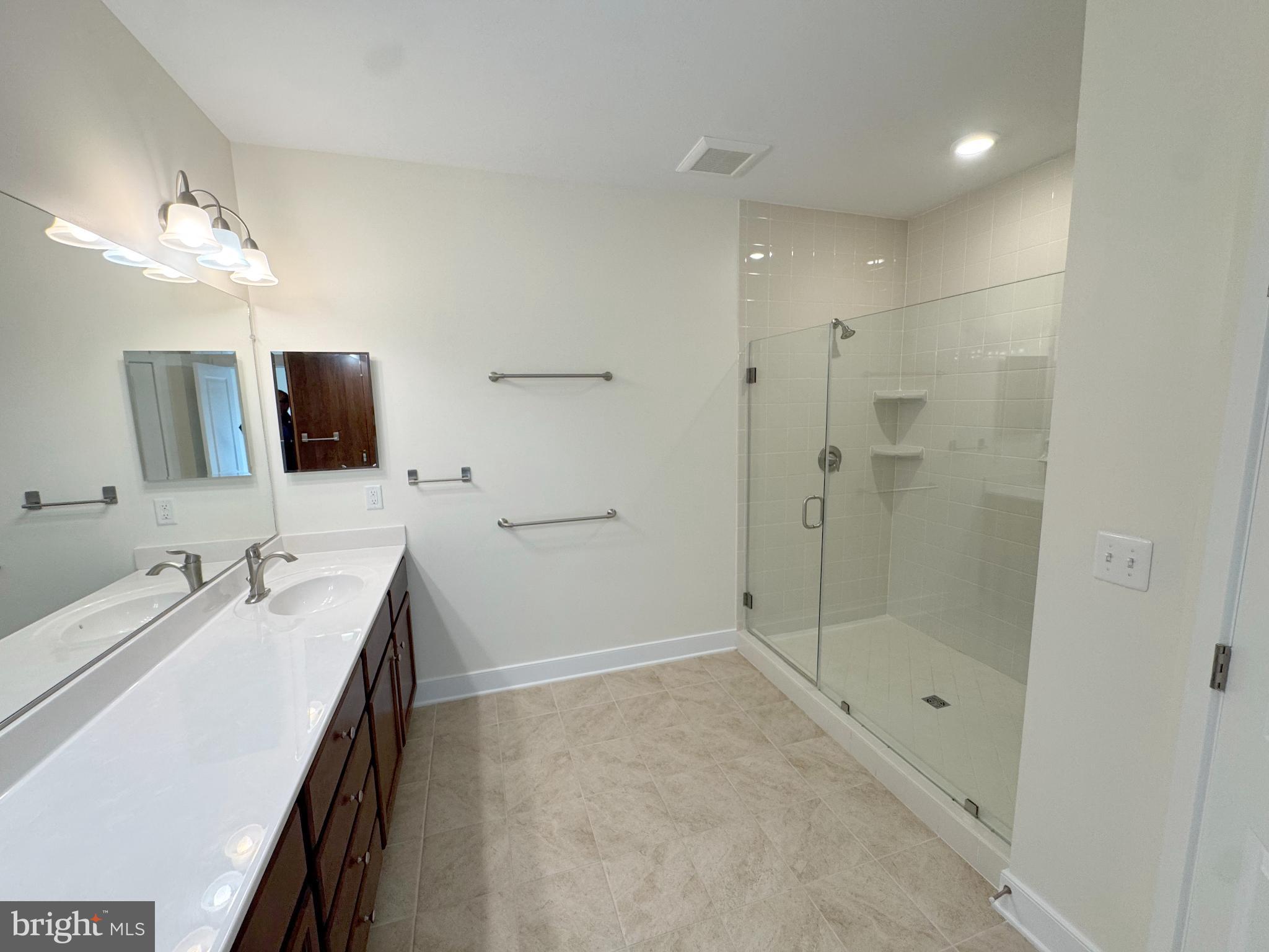 Real estate listing preview #17