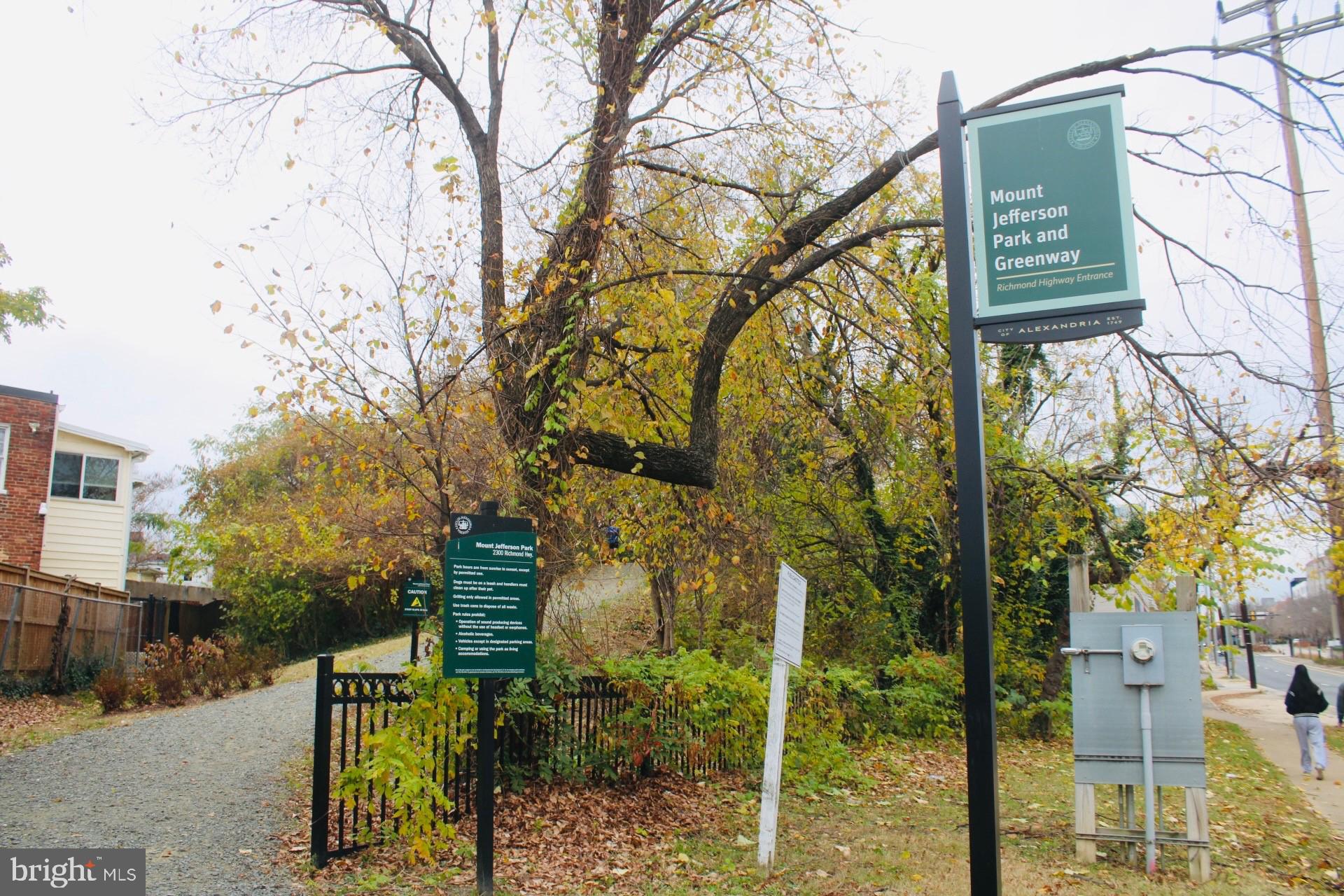 Real estate listing preview #29