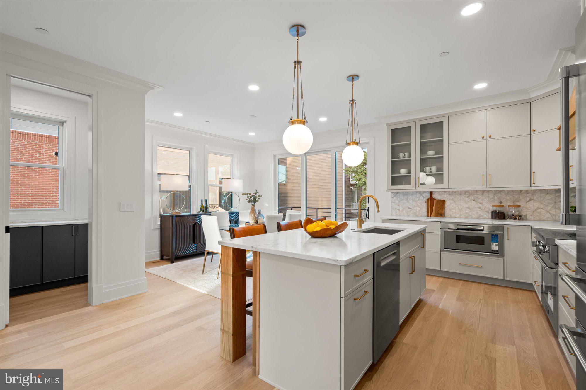 Real estate listing preview #9