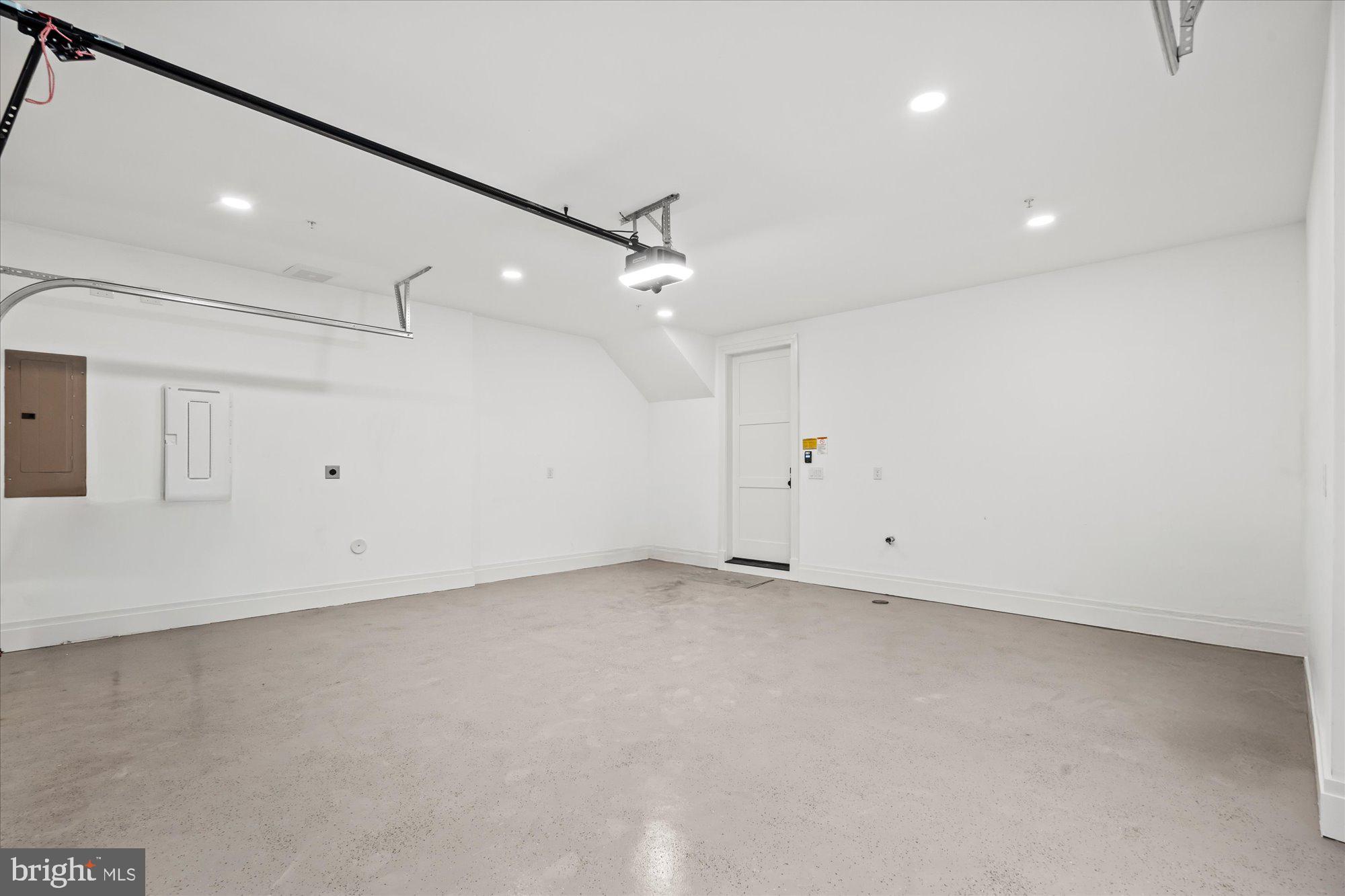 Real estate listing preview #60