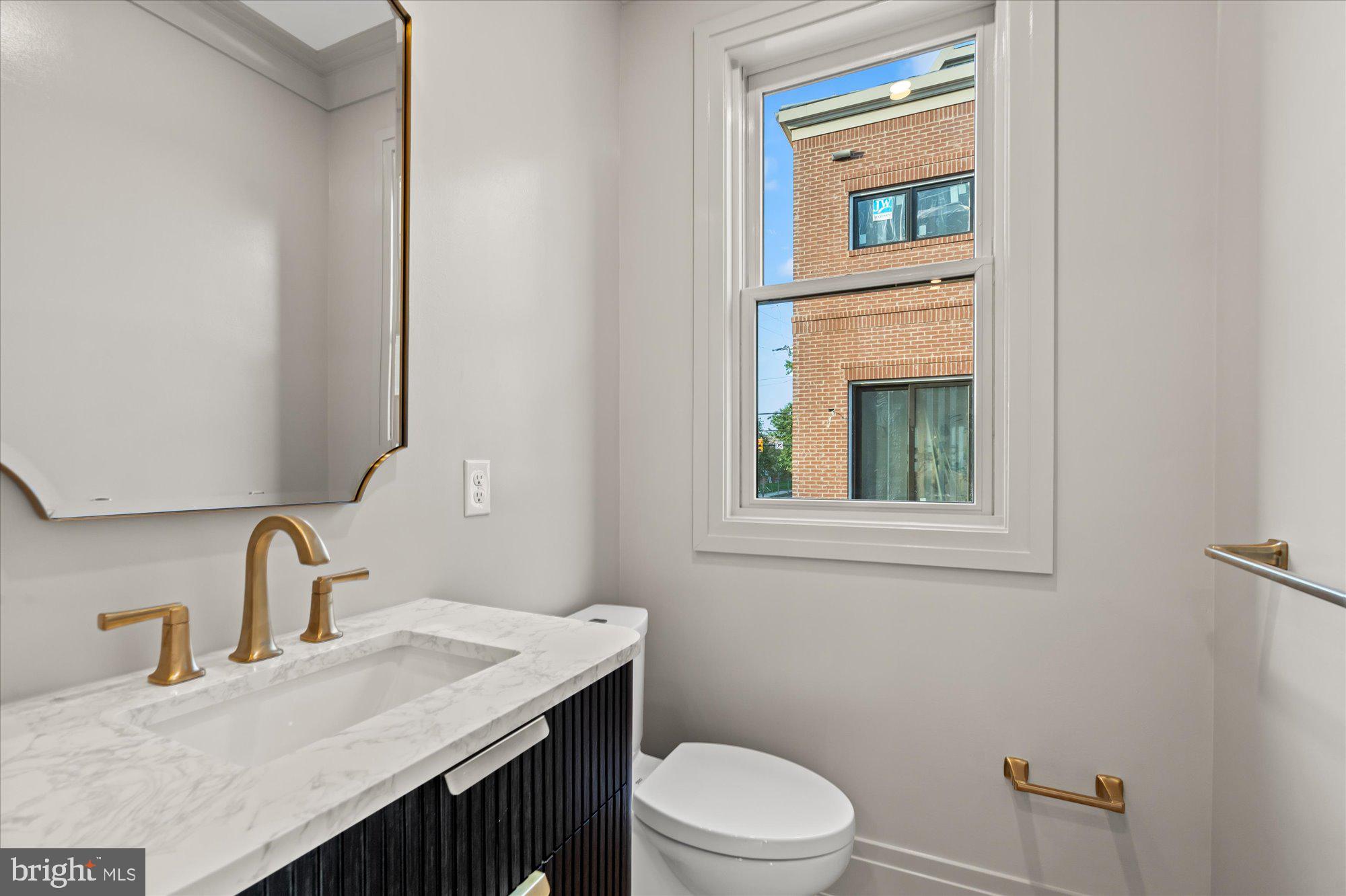 Real estate listing preview #25