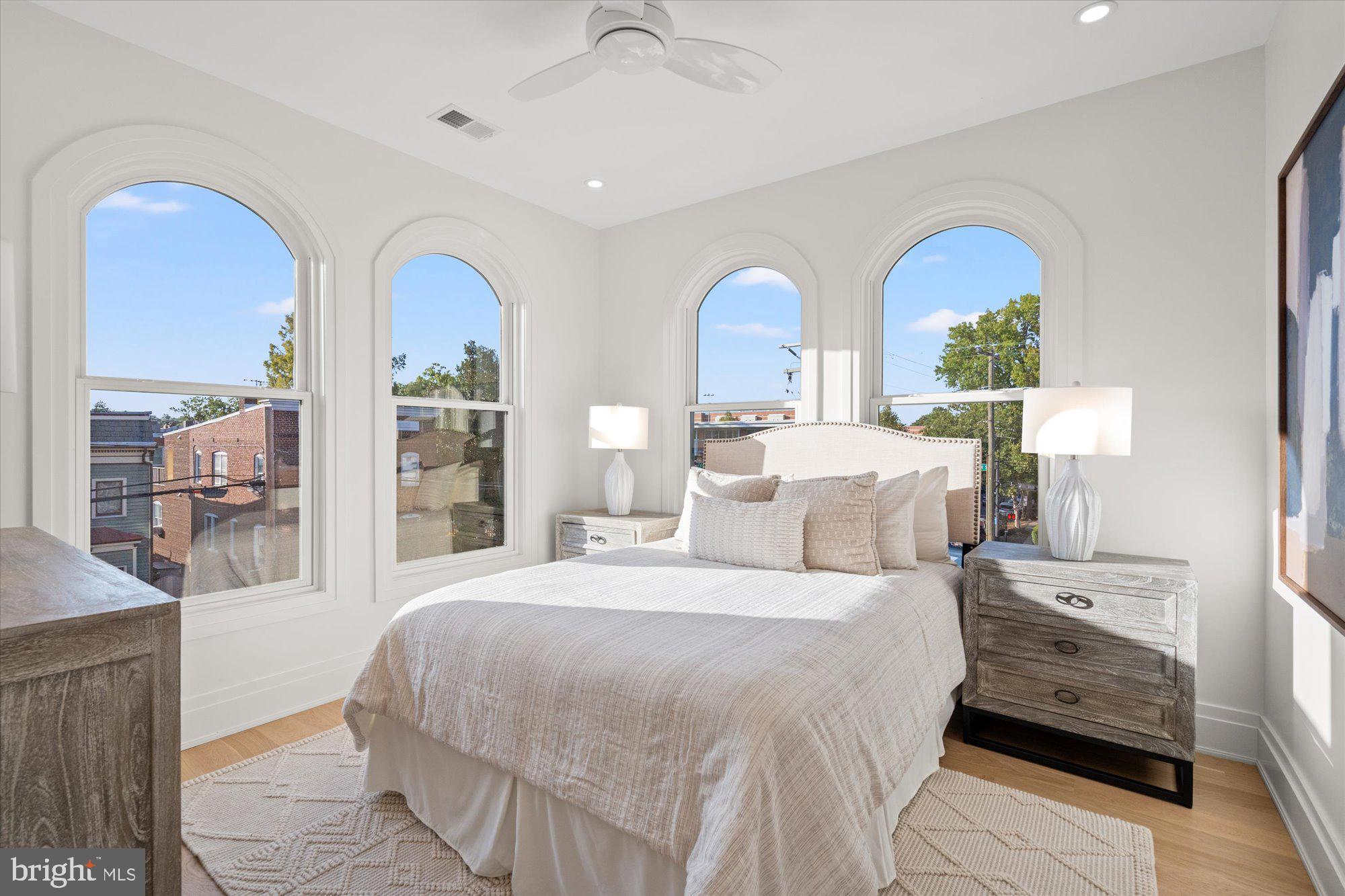 Real estate listing preview #42