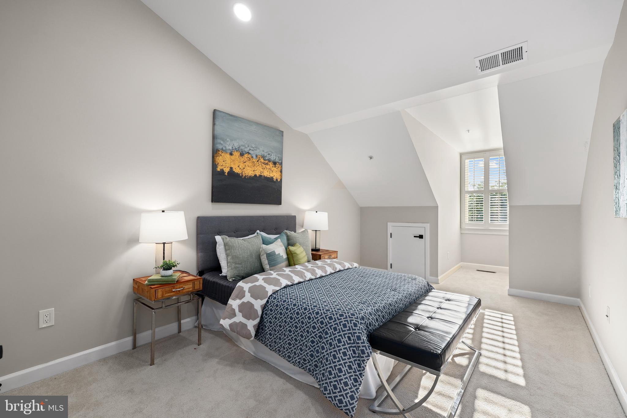 Real estate listing preview #20