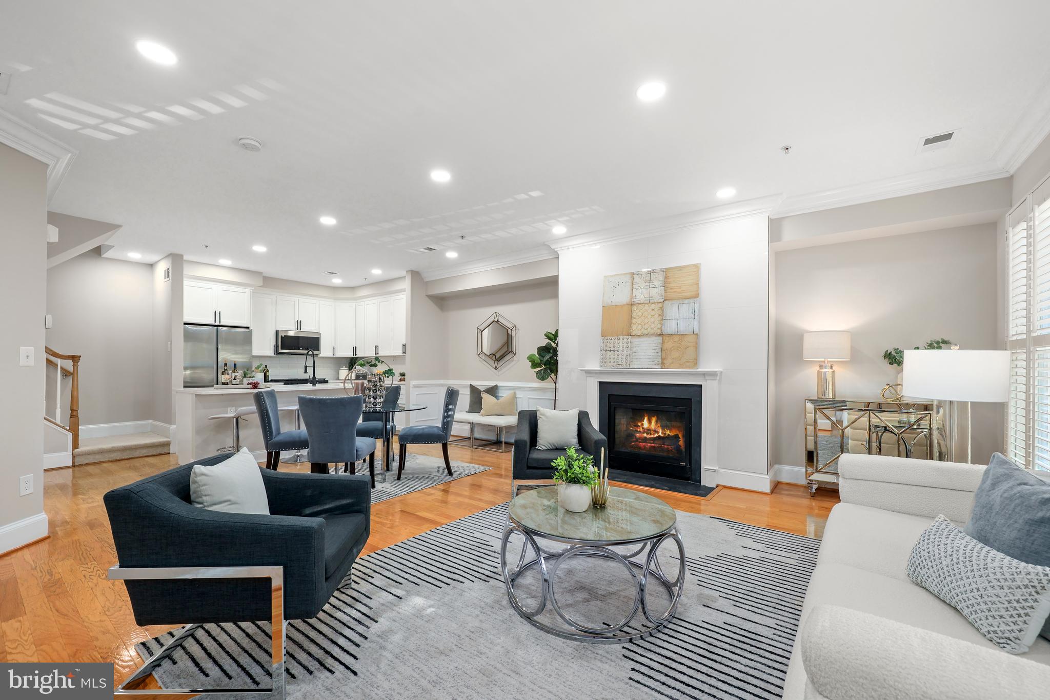 Real estate listing preview #3