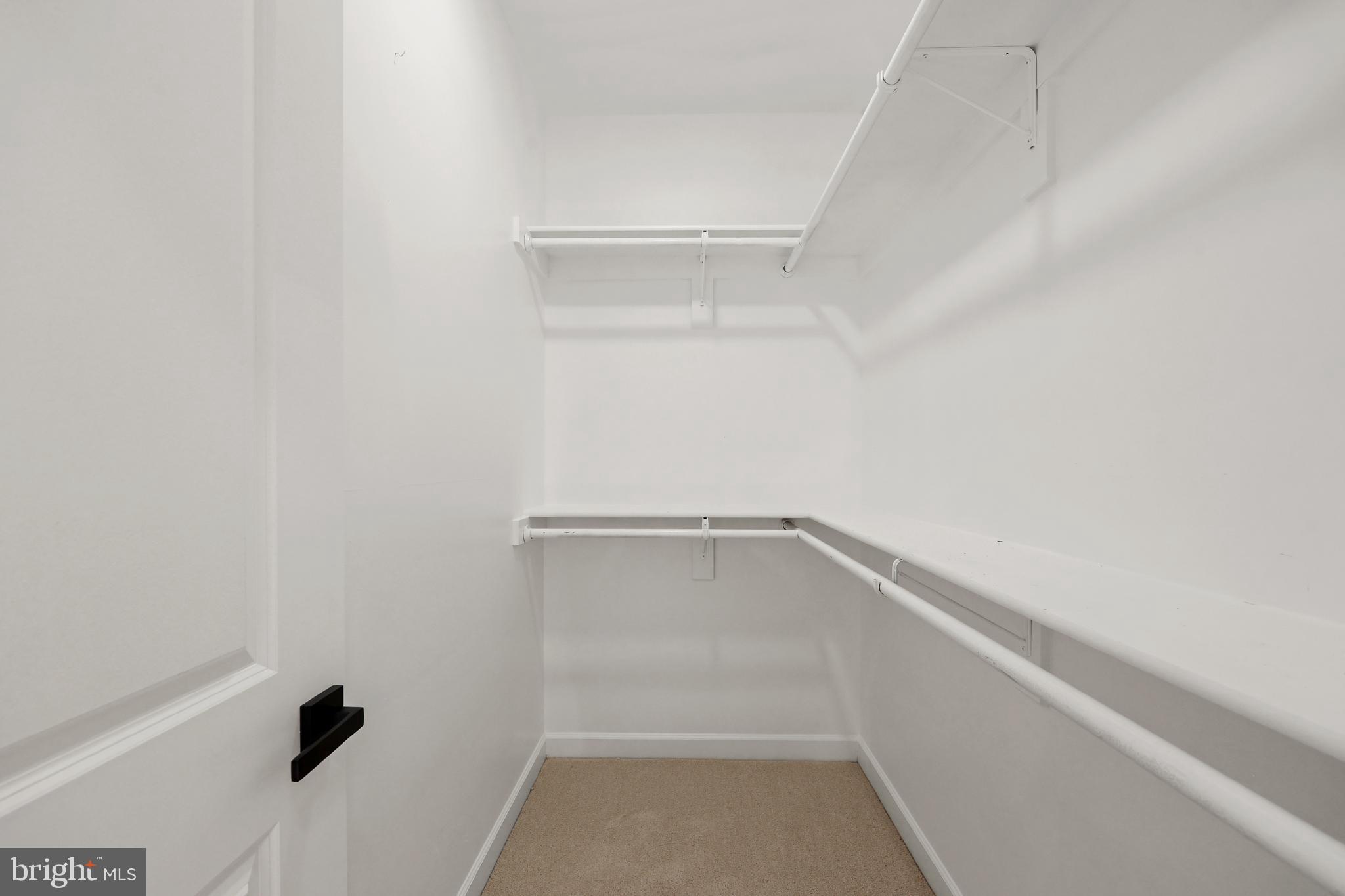 Real estate listing preview #18