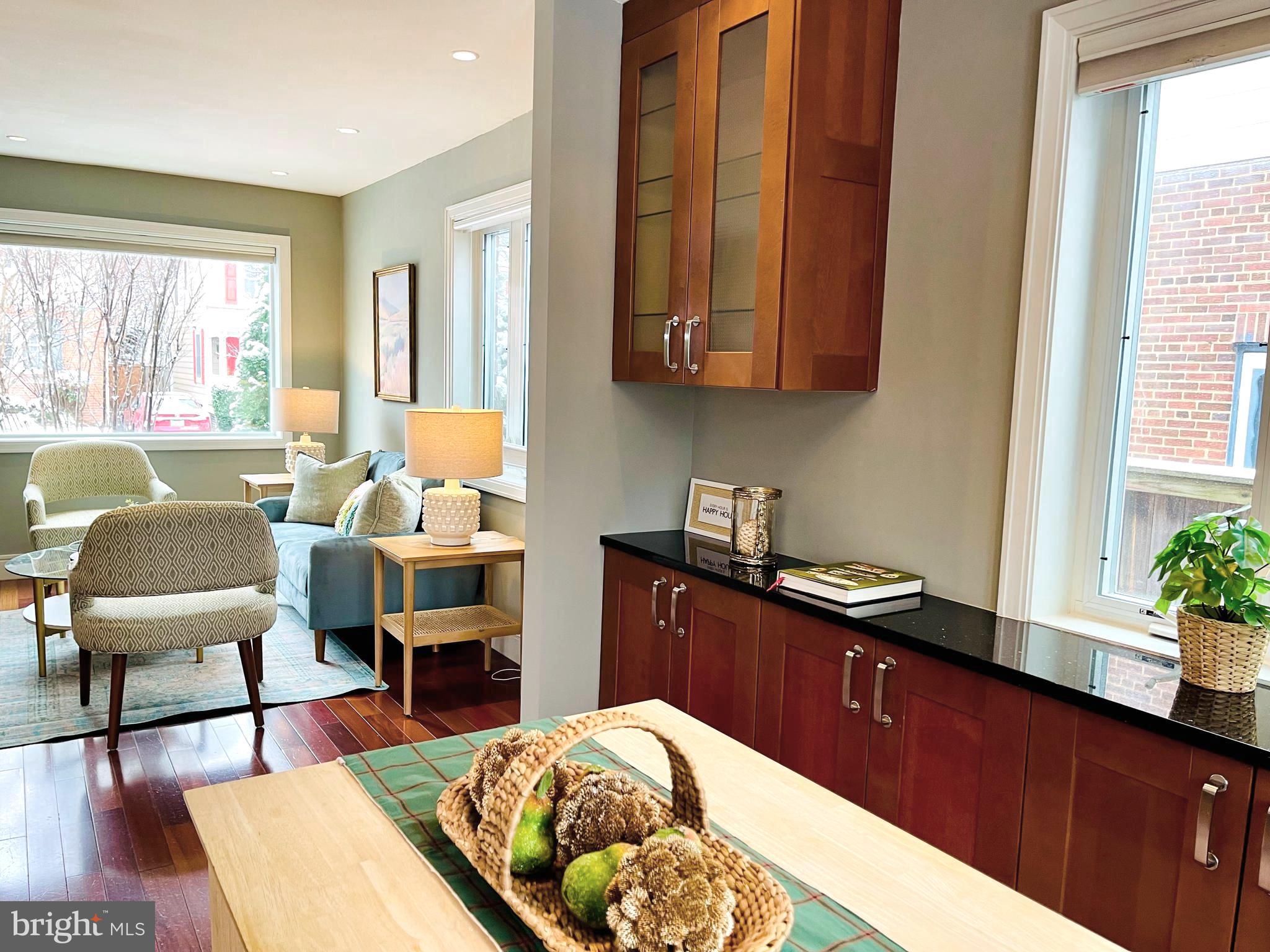 Real estate listing preview #18