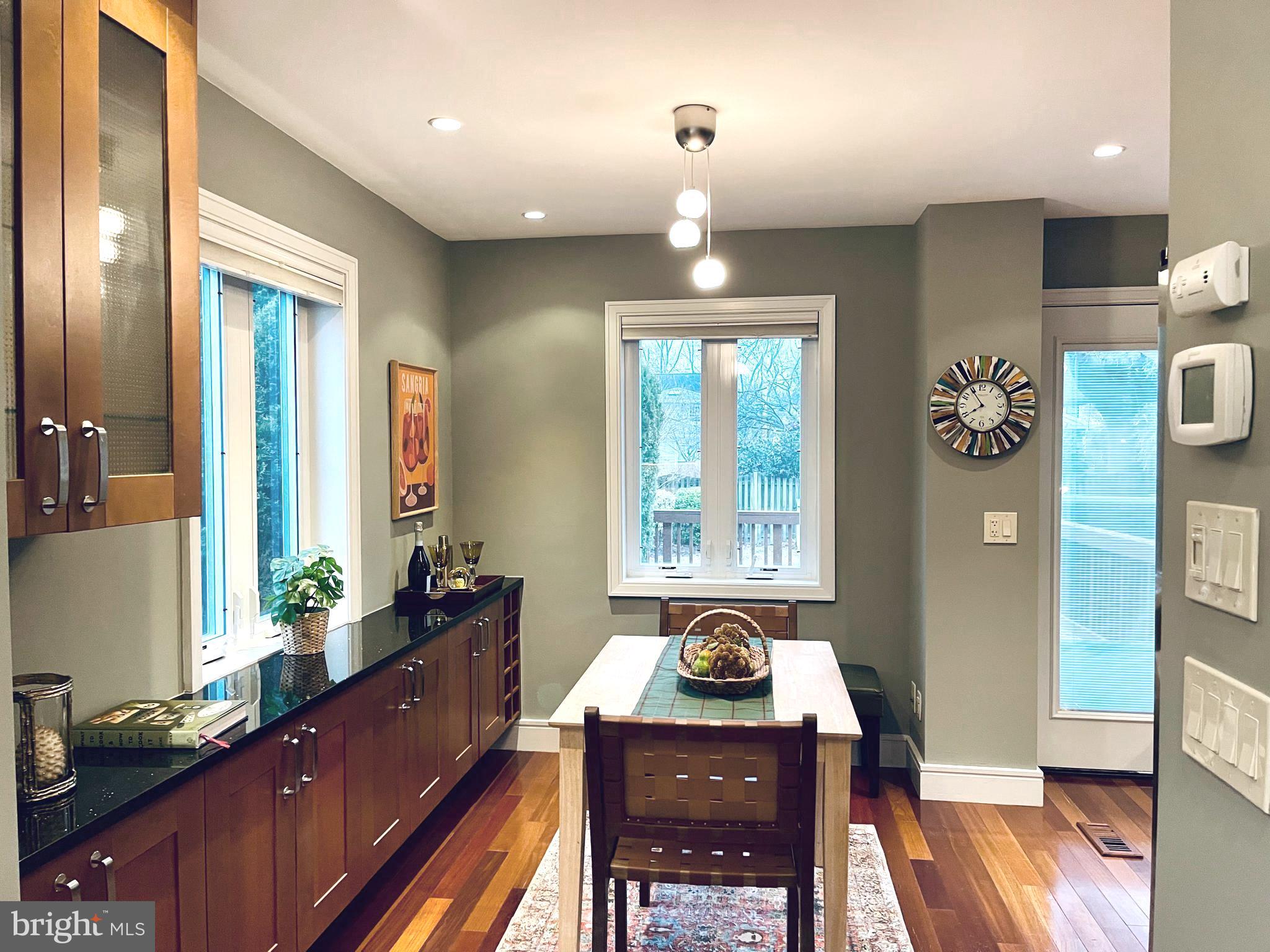 Real estate listing preview #16