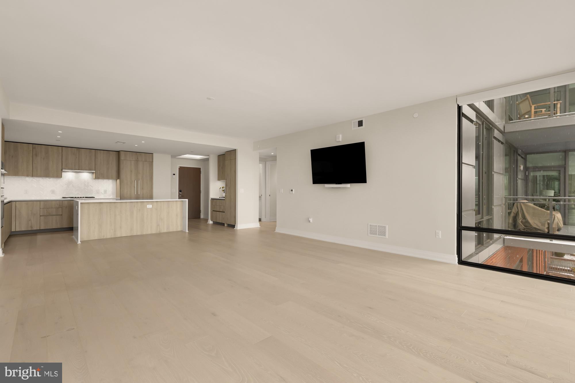 Real estate listing preview #28