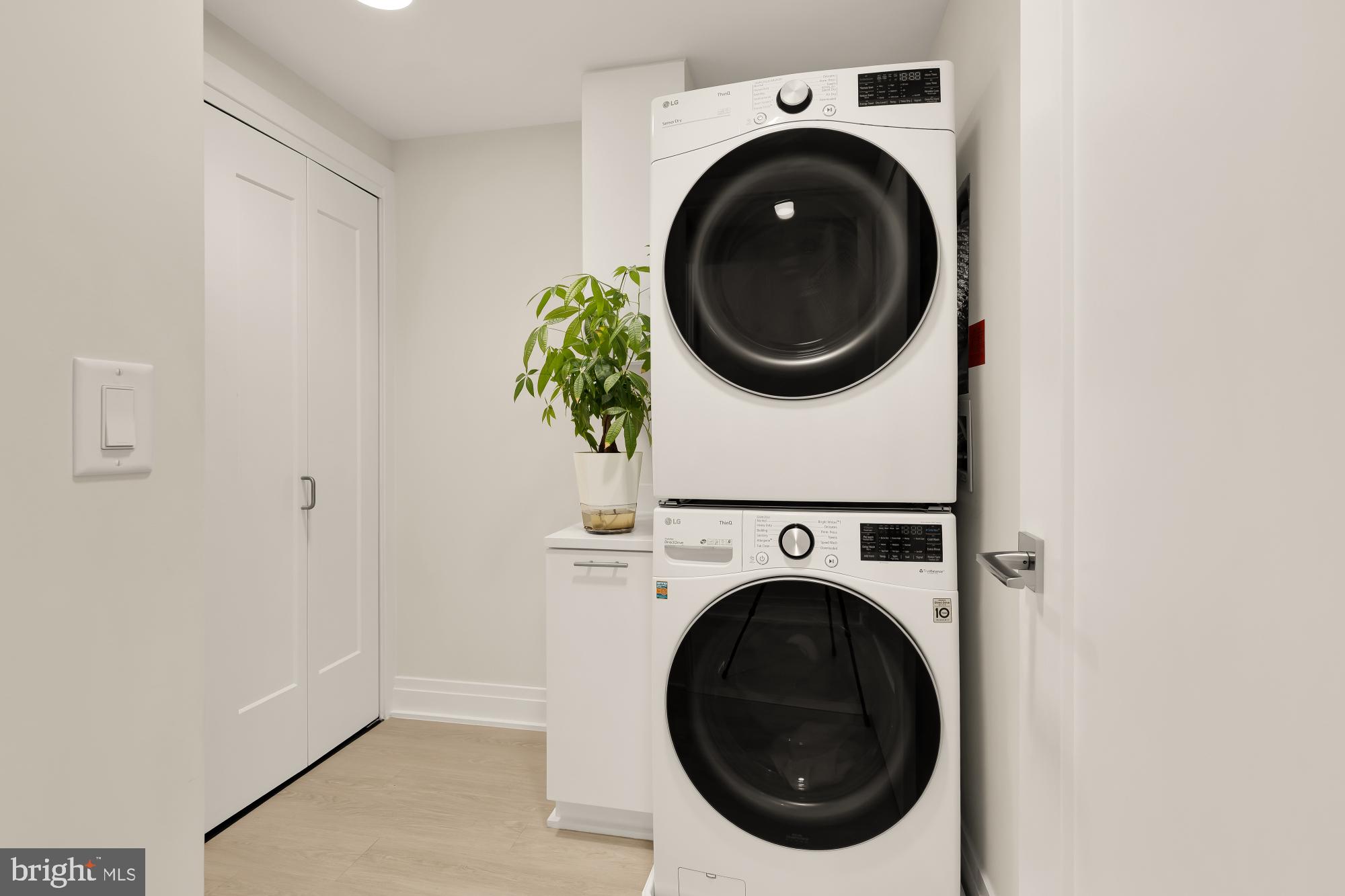 Real estate listing preview #32