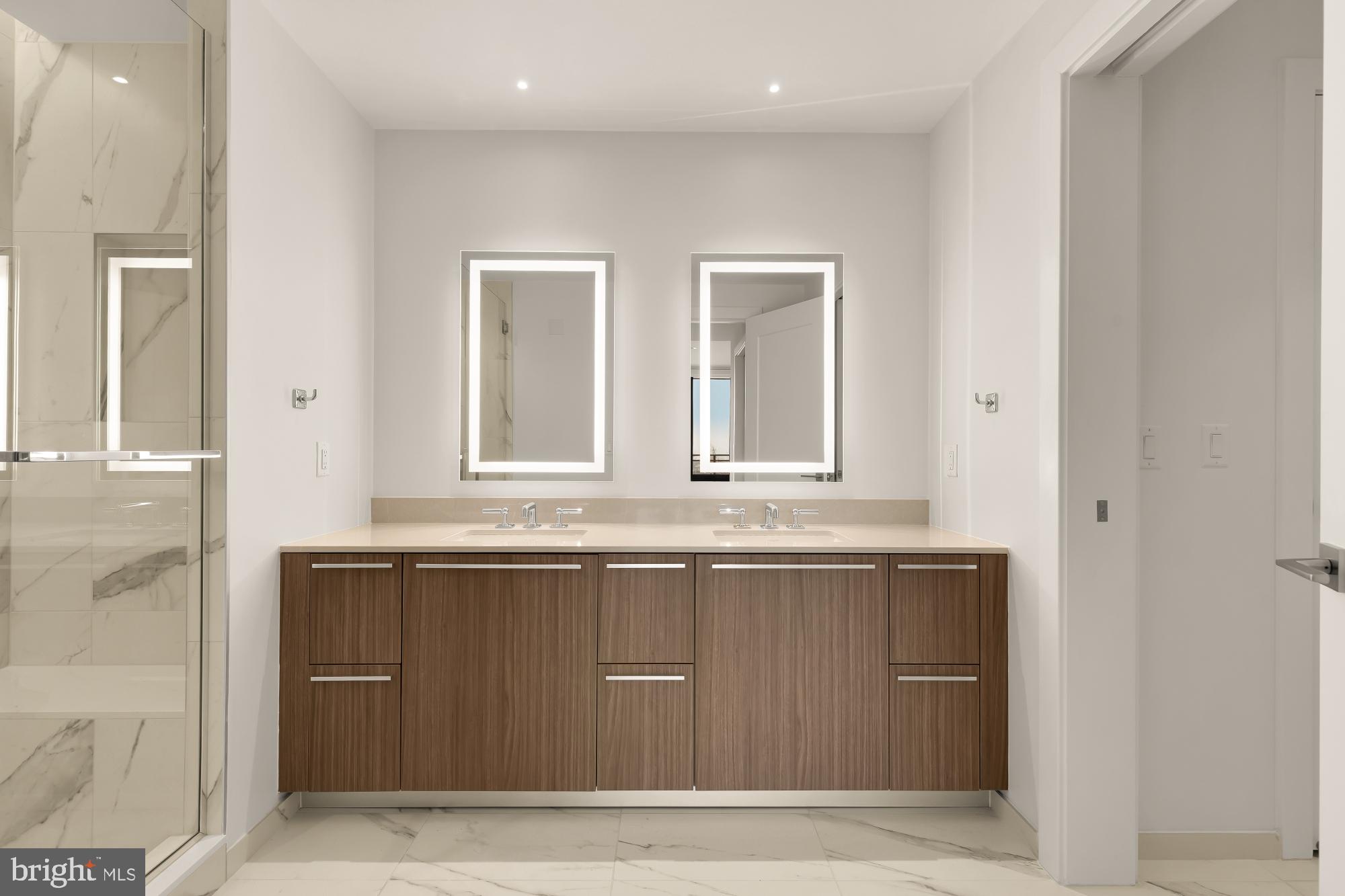 Real estate listing preview #34