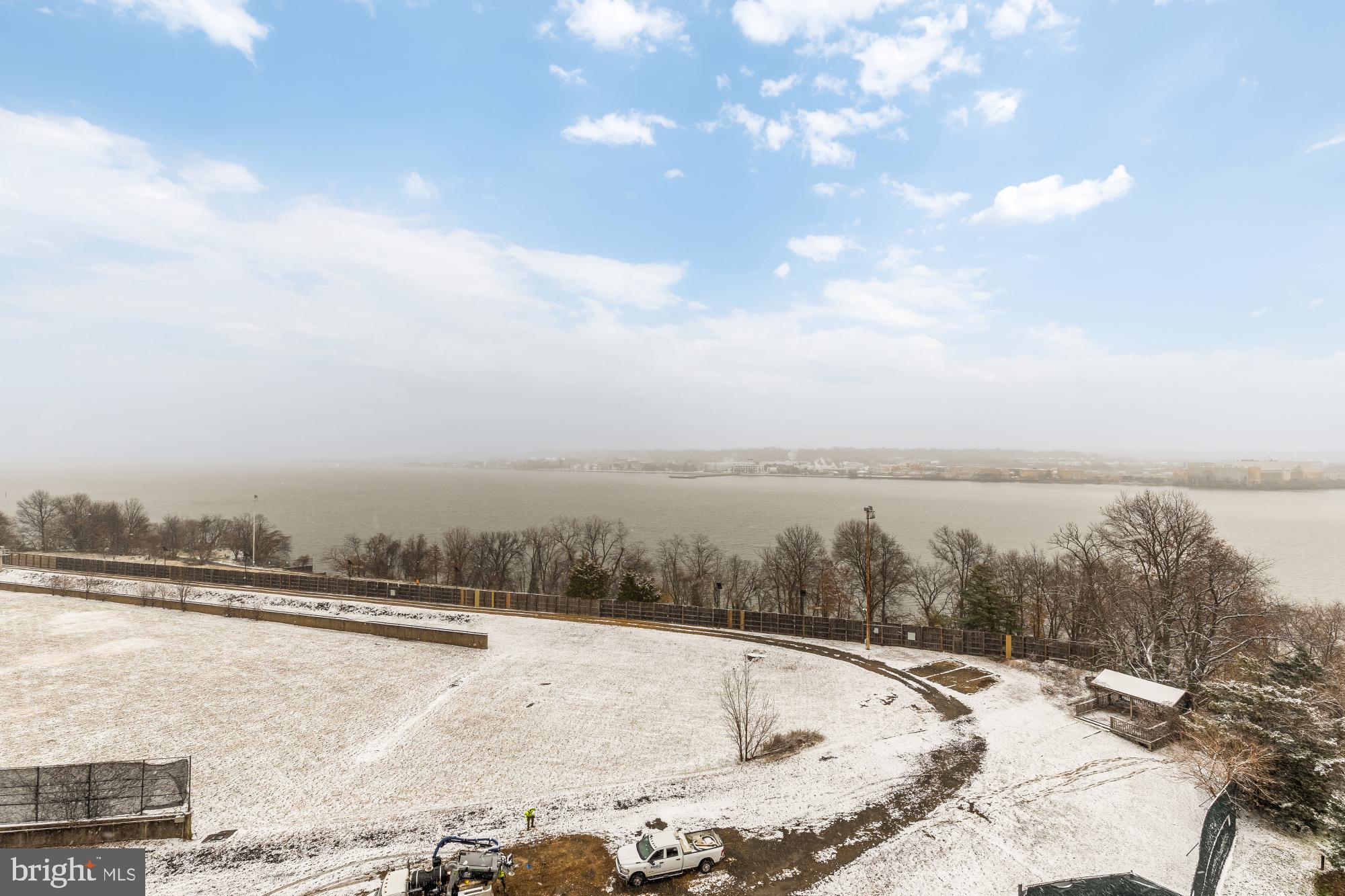 Real estate listing preview #10