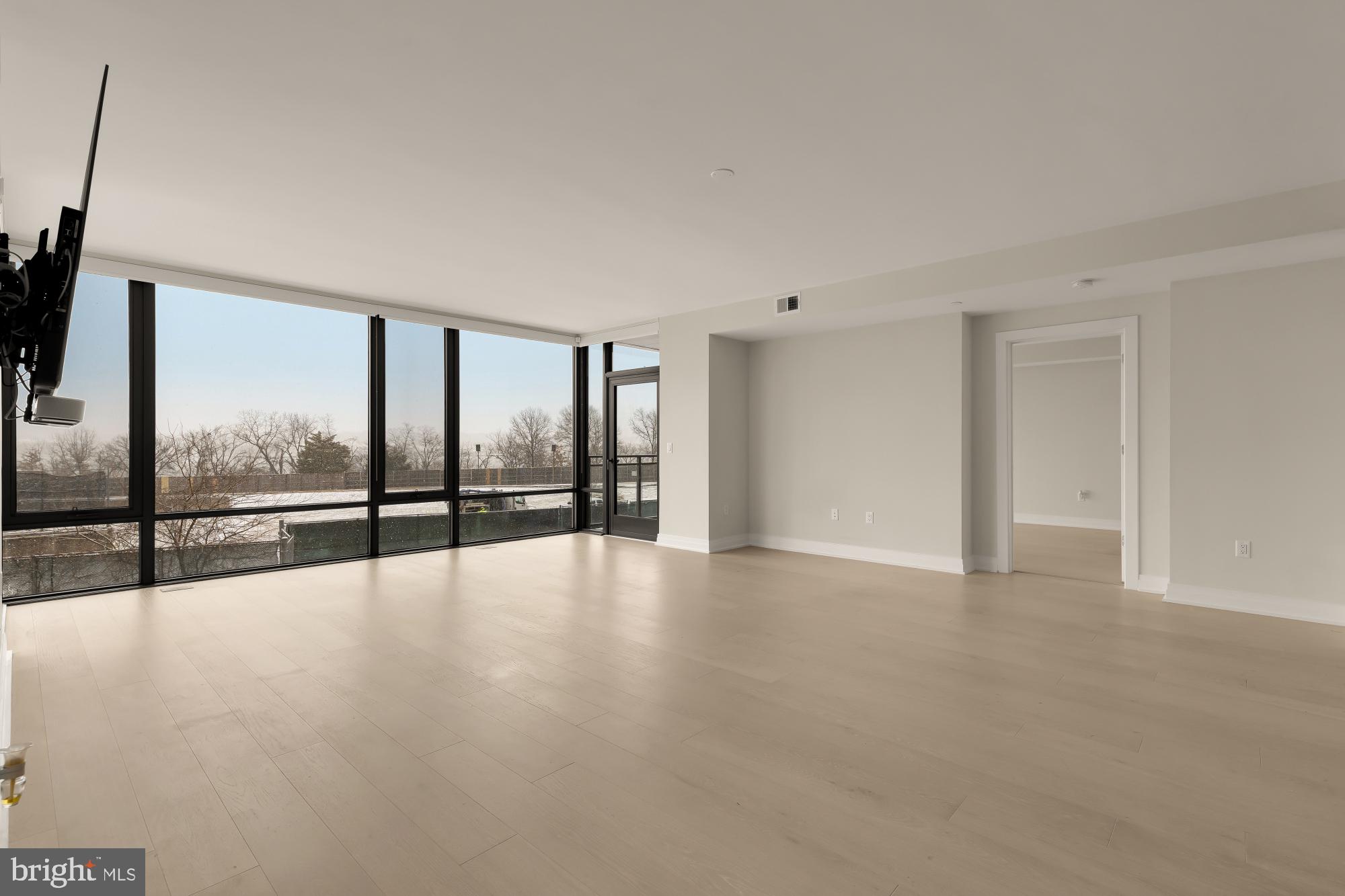 Real estate listing preview #26