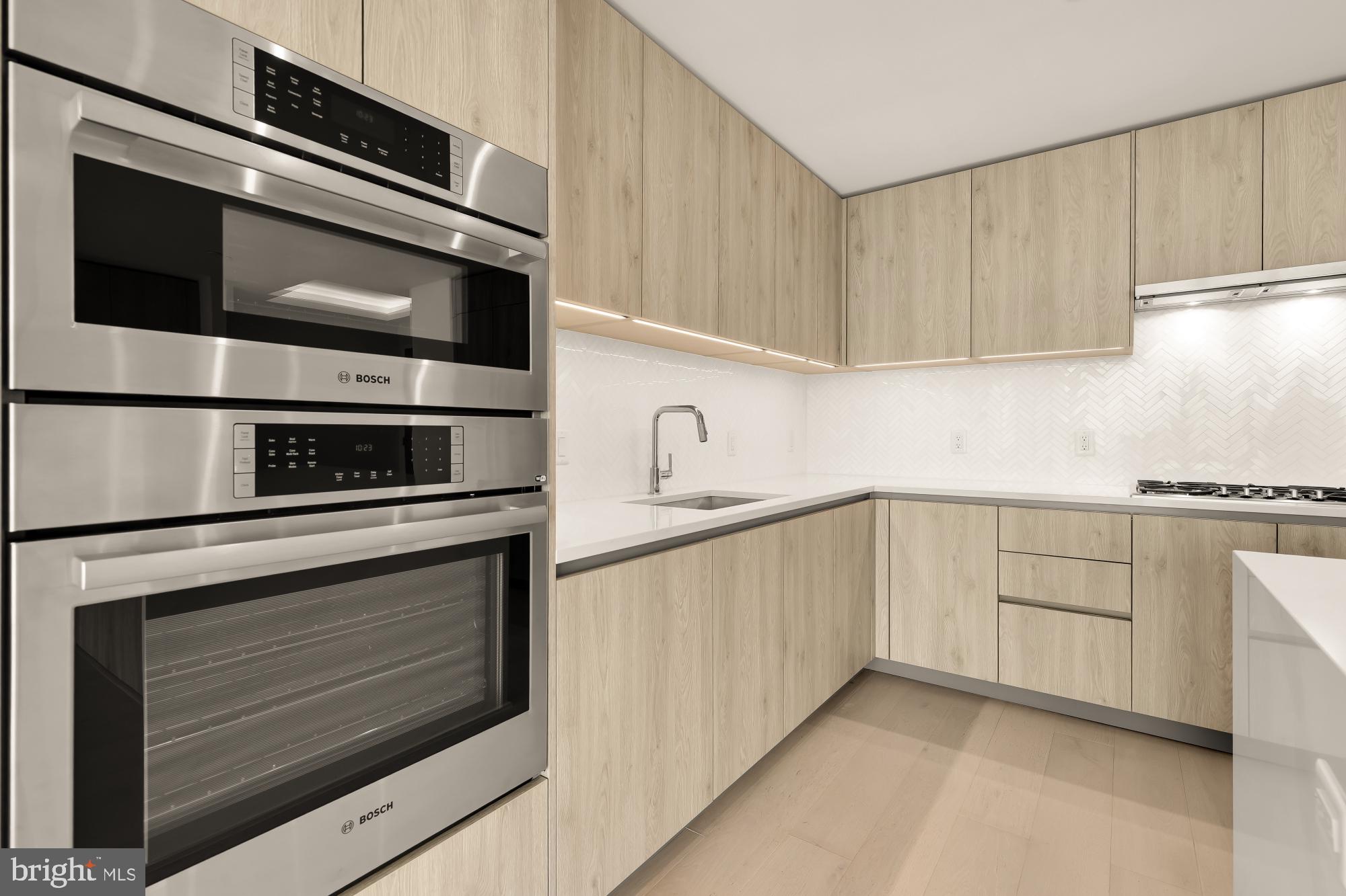 Real estate listing preview #25