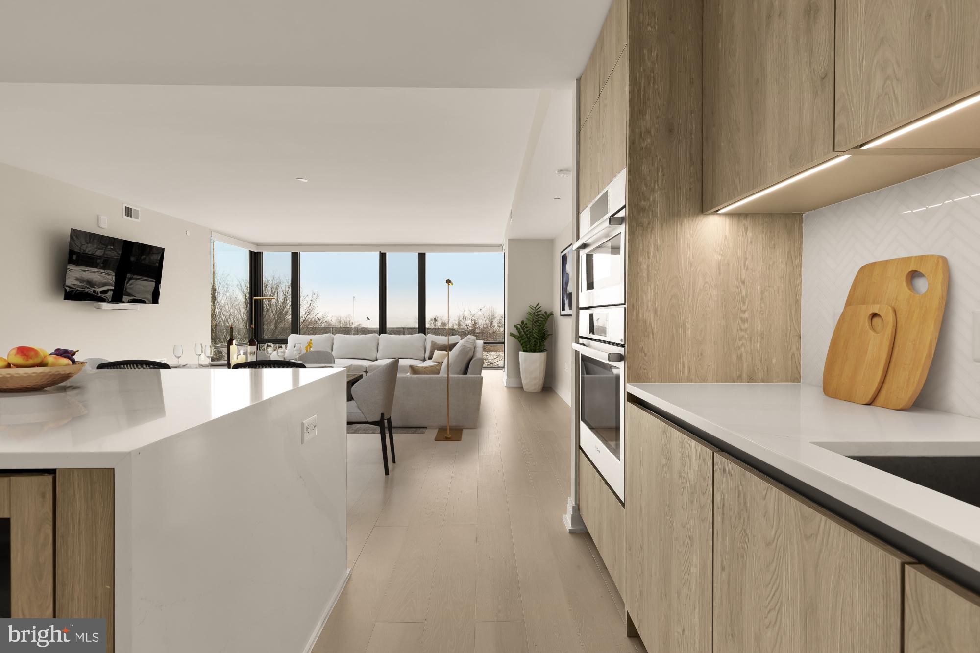 Real estate listing preview #18