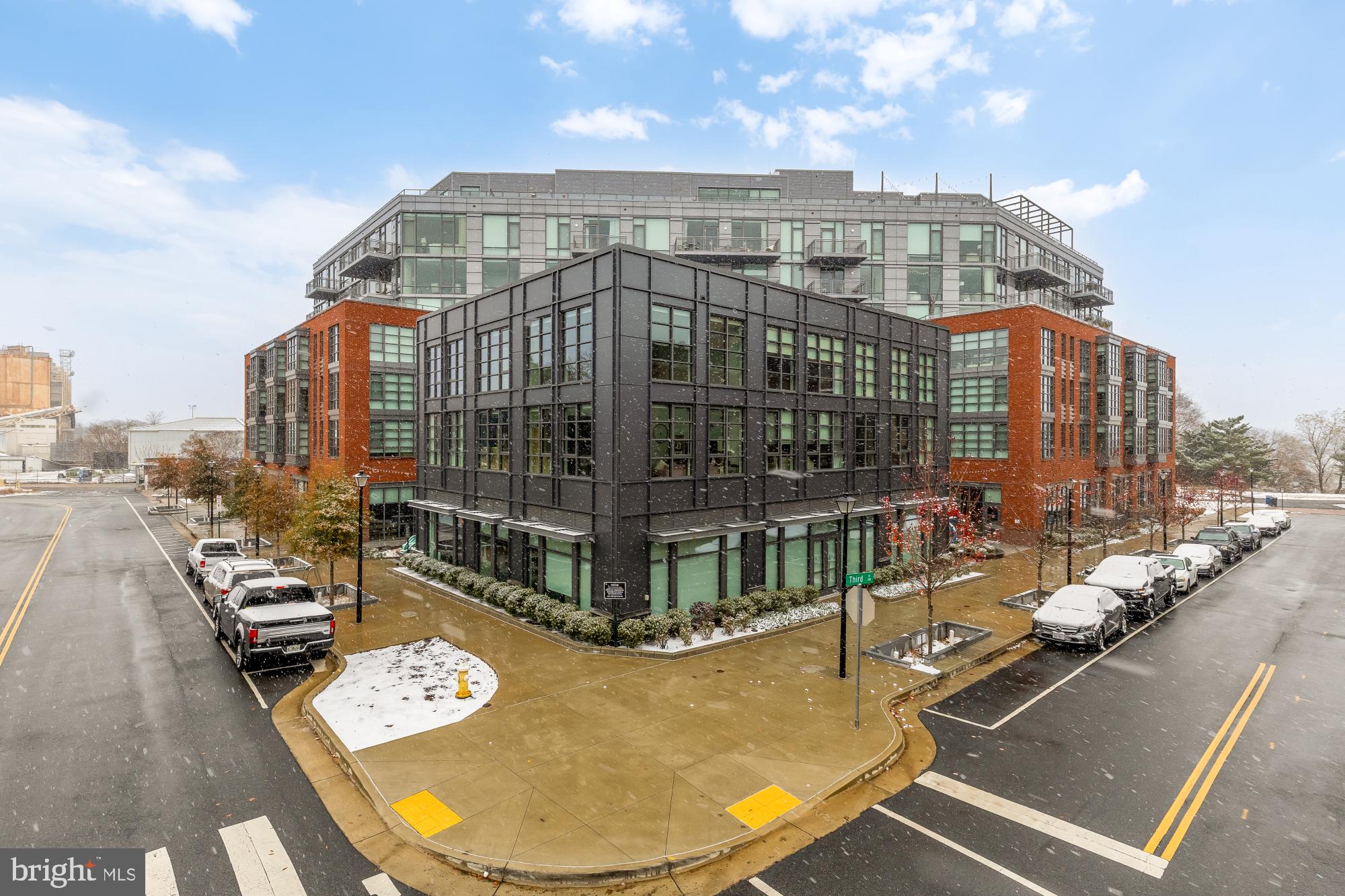 Real estate listing preview #1