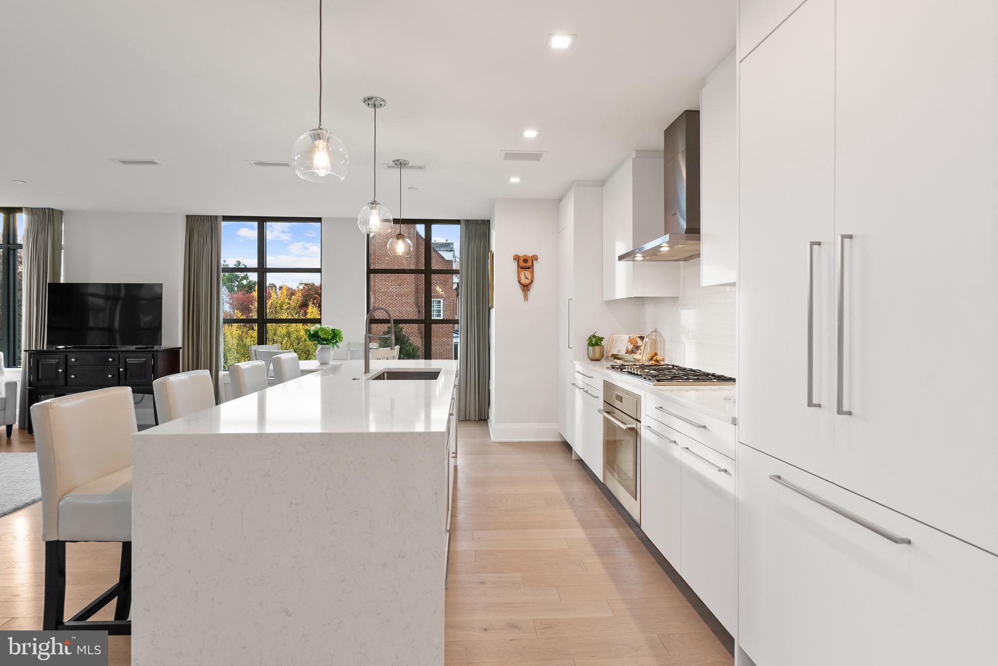 Real estate listing preview #15